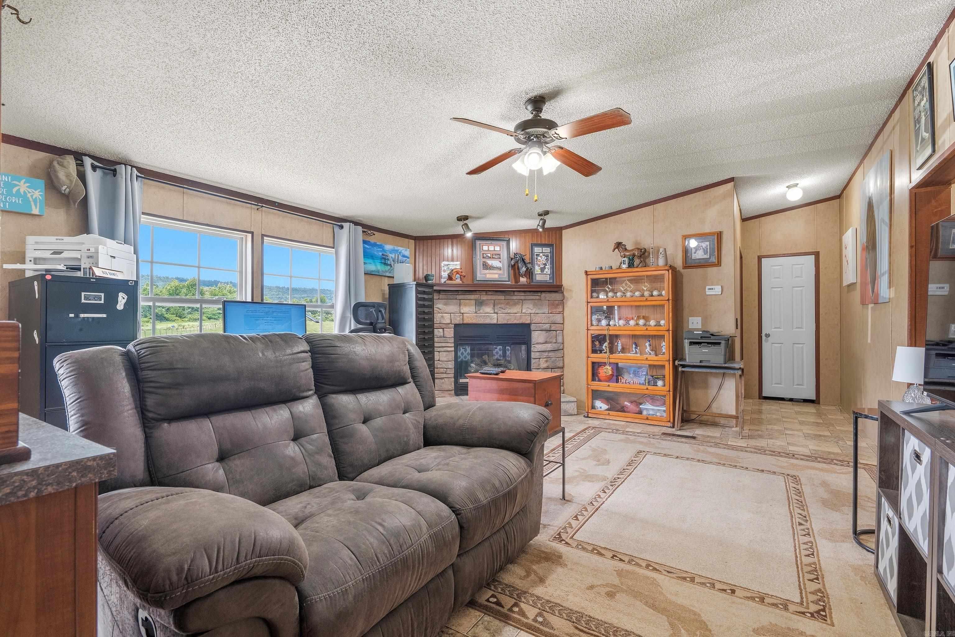 140 Sentinel  Mountain Pine, AR