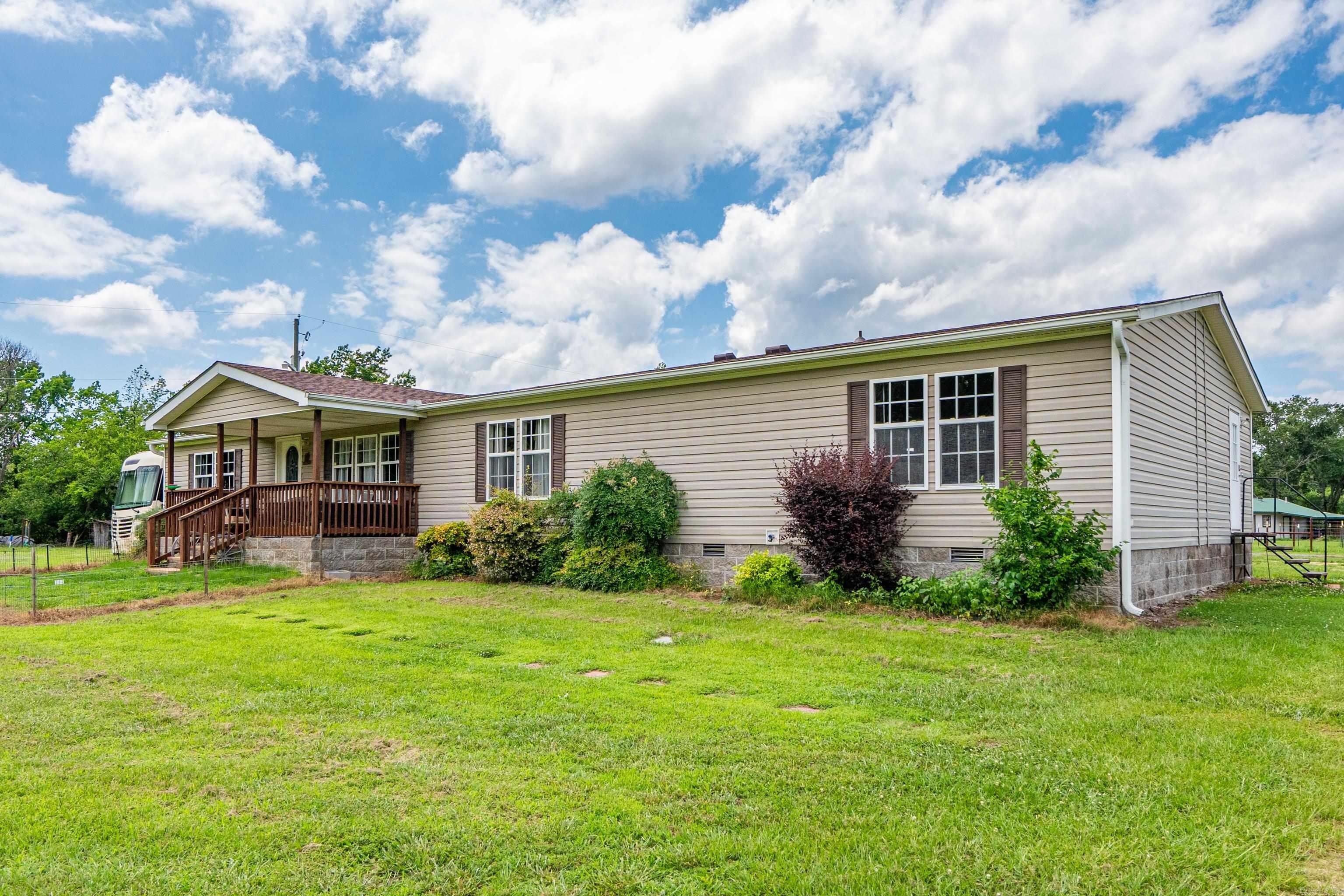140 Sentinel  Mountain Pine, AR