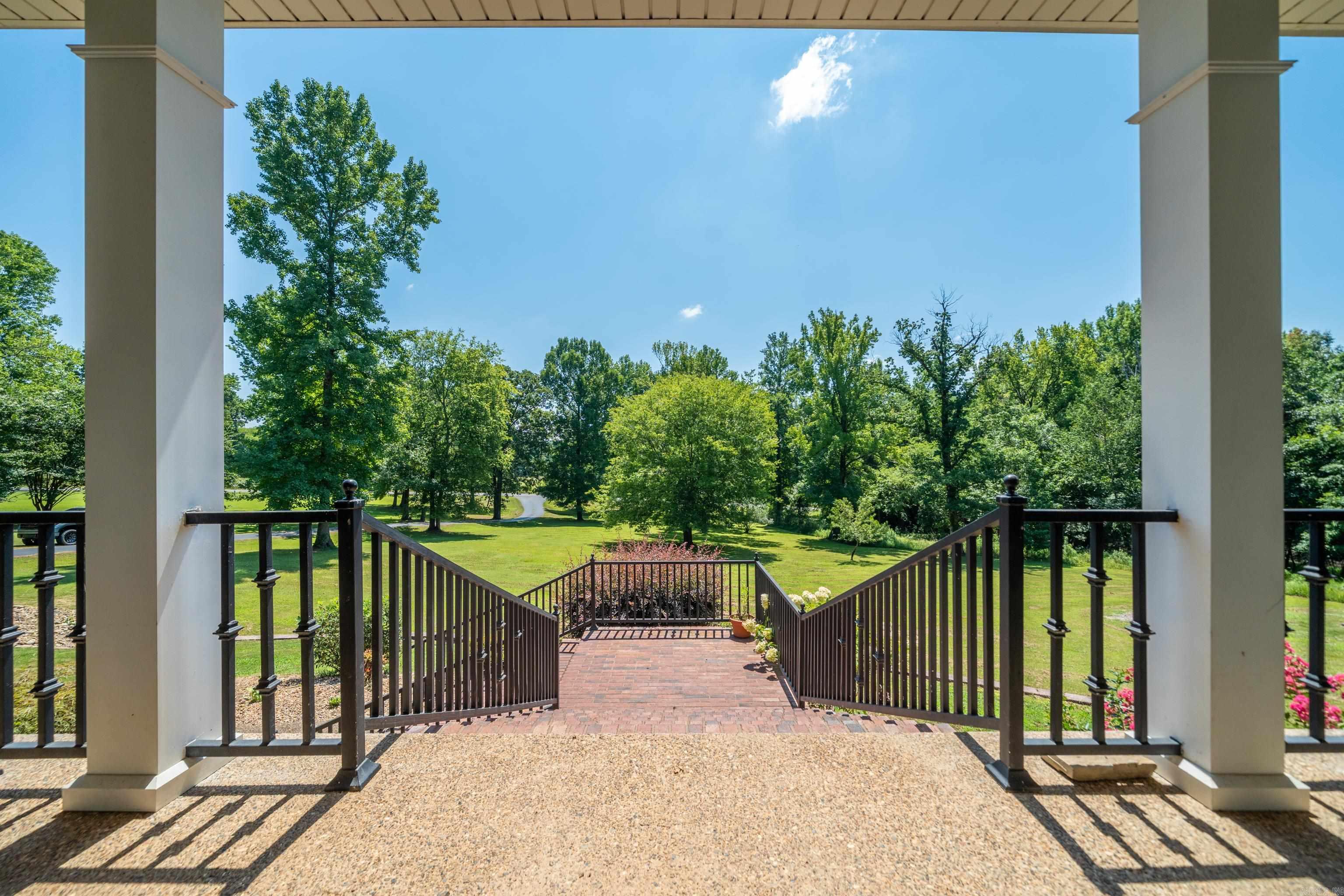 703 Beaver Lakes  Malvern, AR