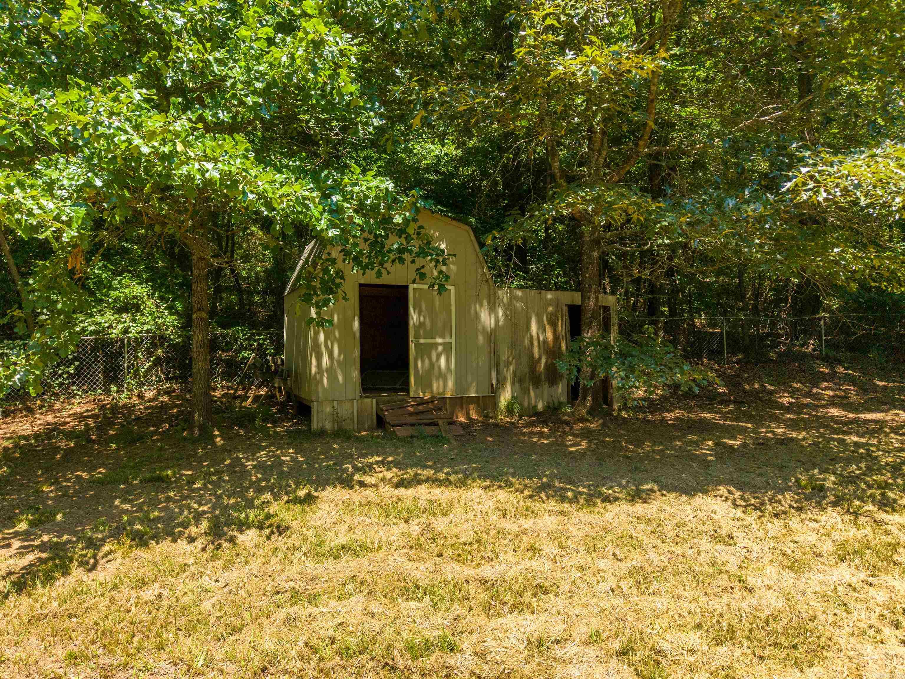 703 Beaver Lakes  Malvern, AR