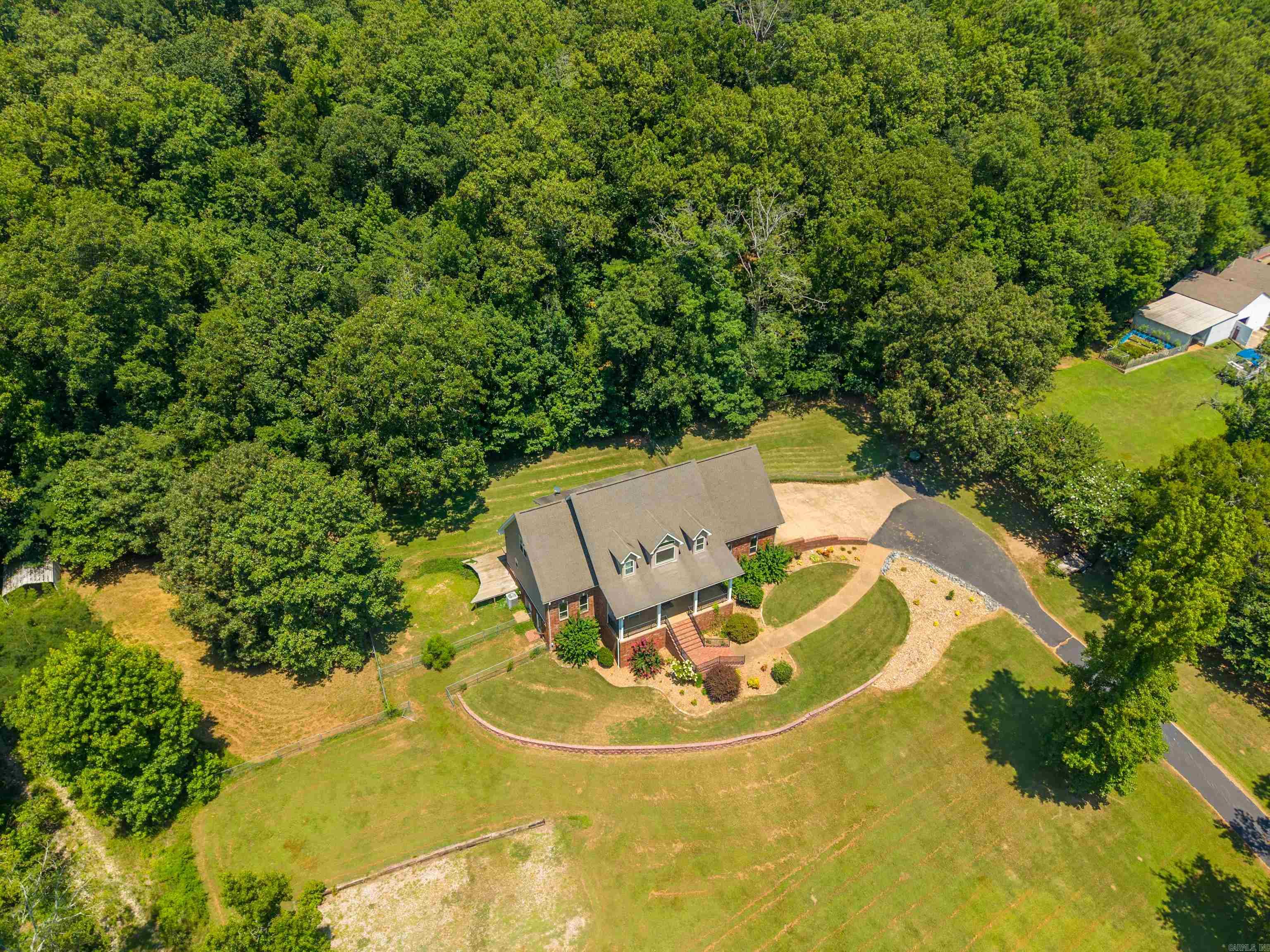 703 Beaver Lakes  Malvern, AR
