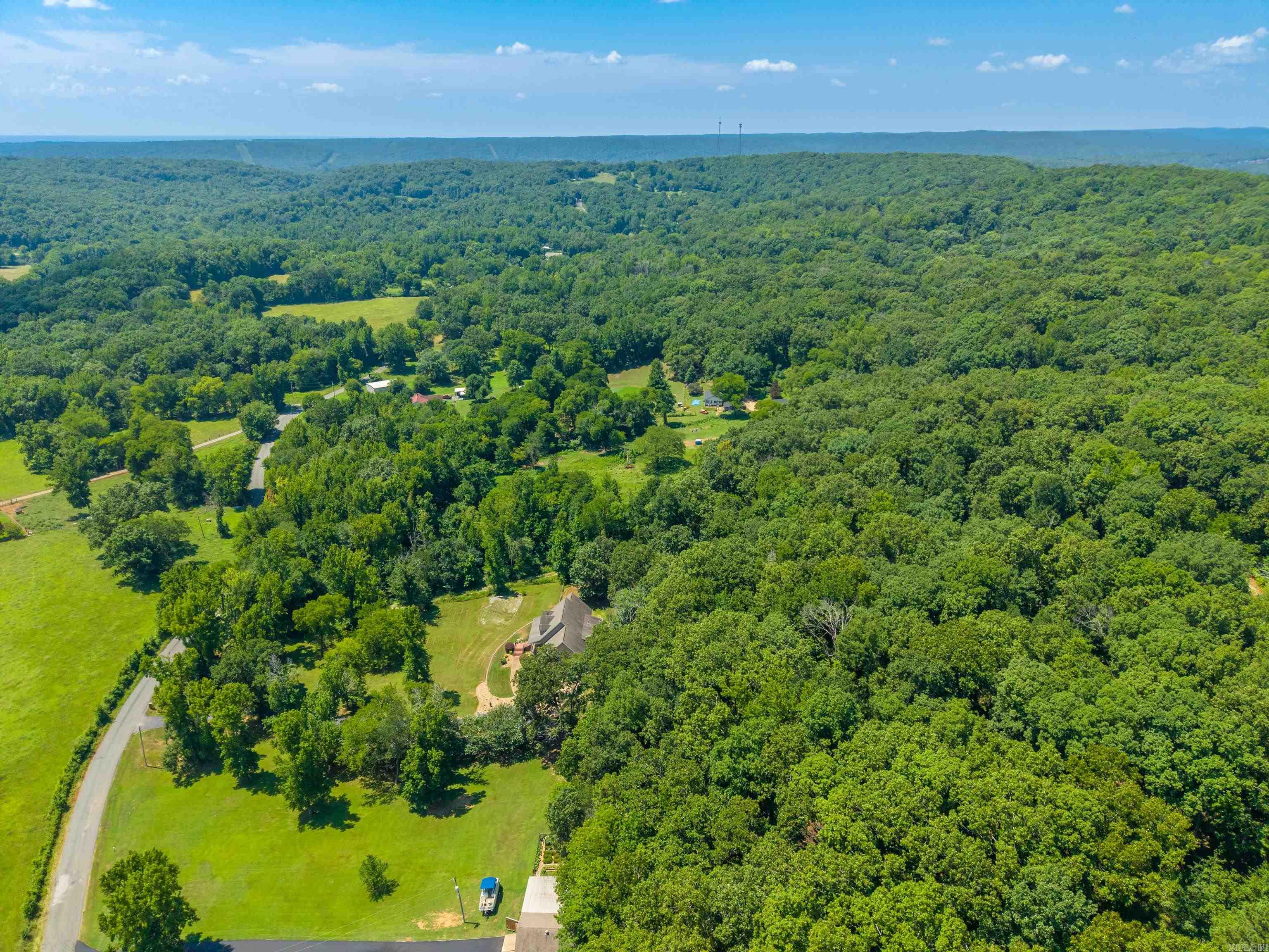 703 Beaver Lakes  Malvern, AR