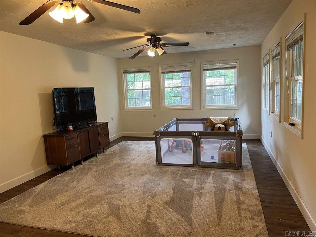 49 S Chinkapin  Pangburn, AR