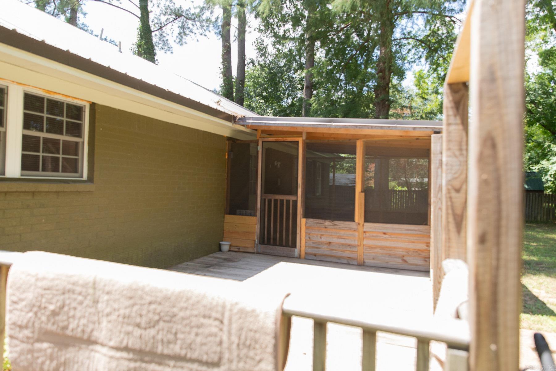 49 S Chinkapin  Pangburn, AR