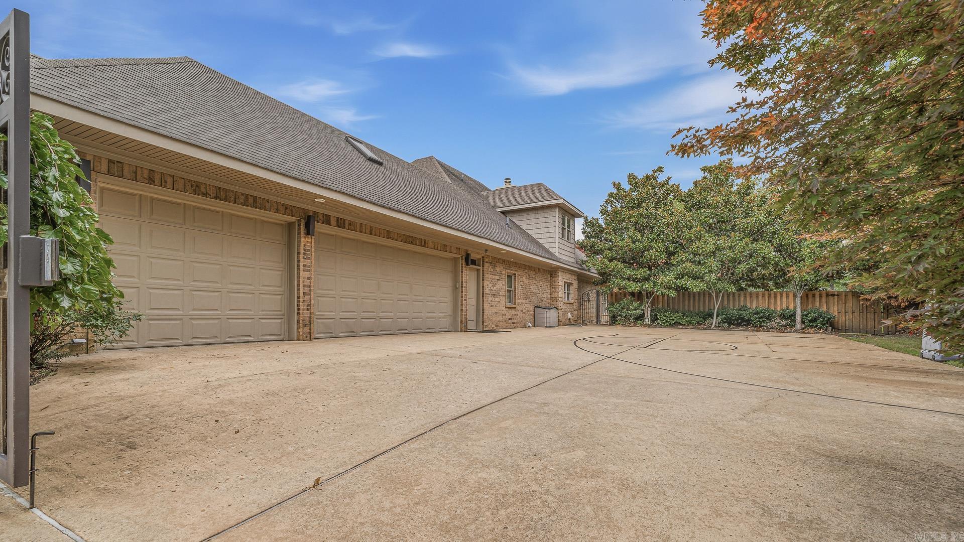 2321 Grand Oaks  Jonesboro, AR