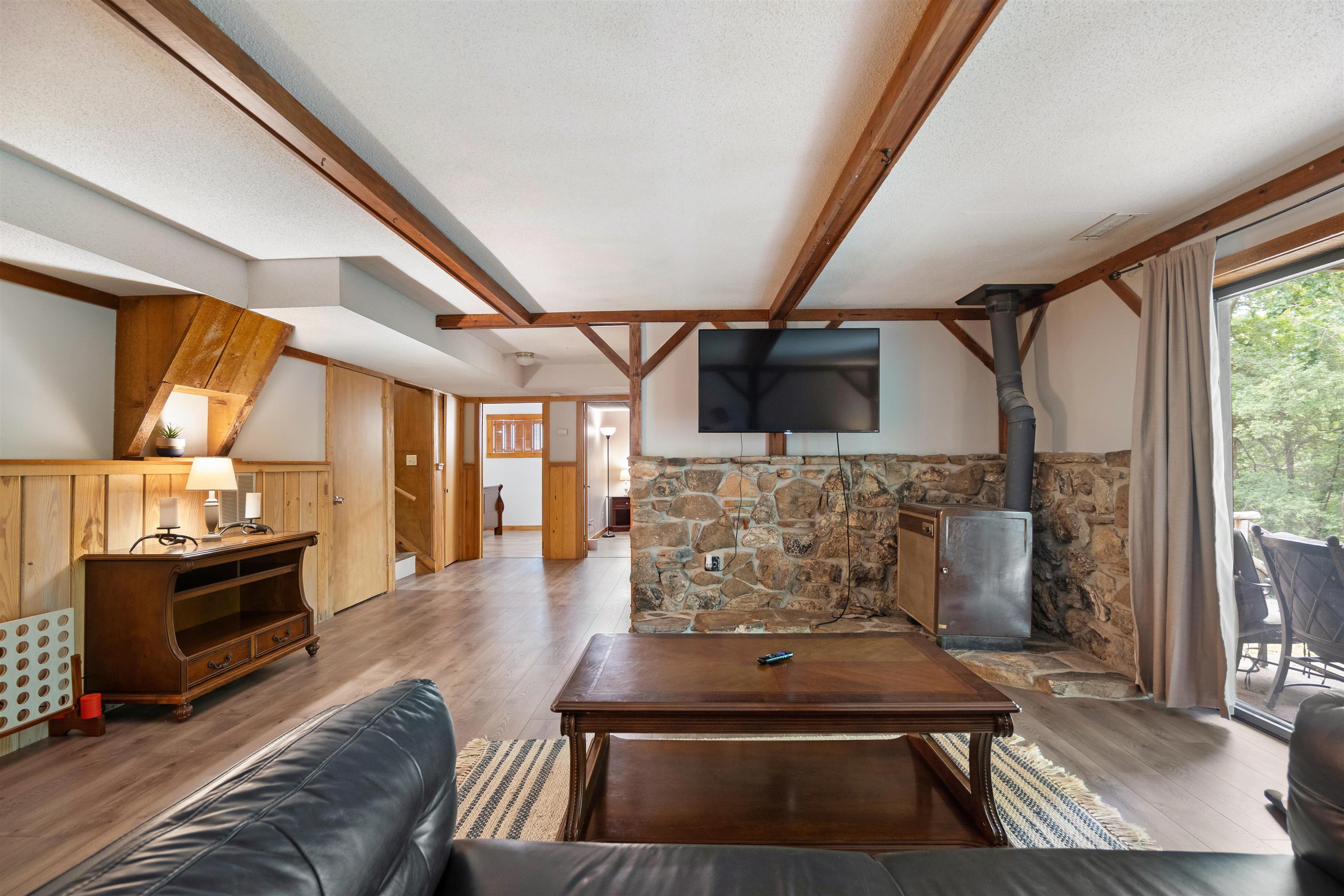 1 Boanna  Cherokee Village, AR