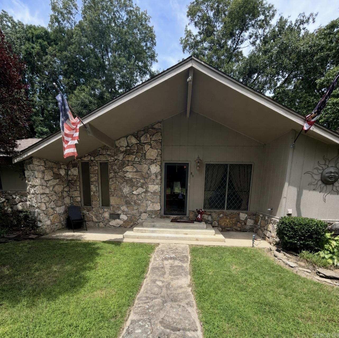 89 HERITAGE  Greers Ferry, AR