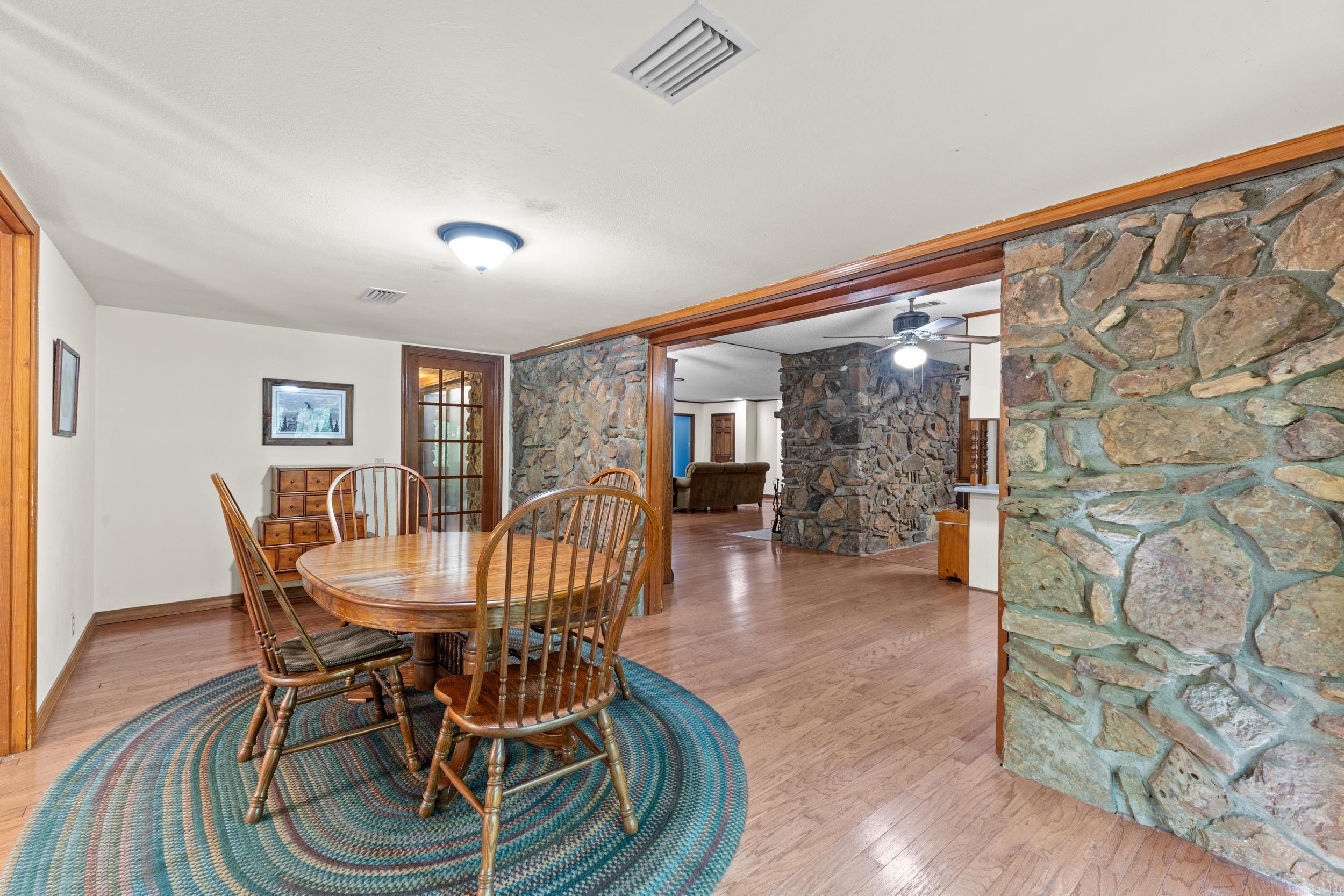 269 W Pleasant Valley Road  Greenbrier, AR