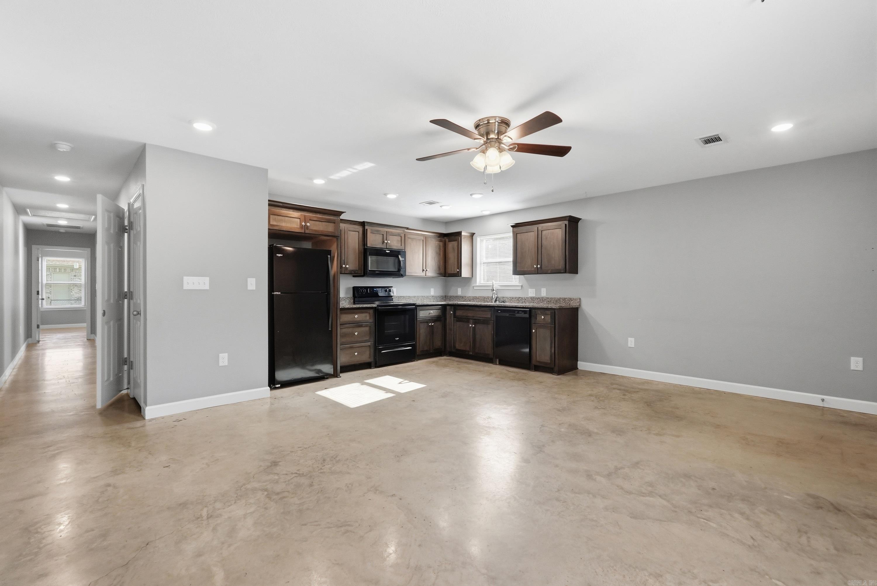 16, 18, 20 Mary Rose  Greenbrier, AR