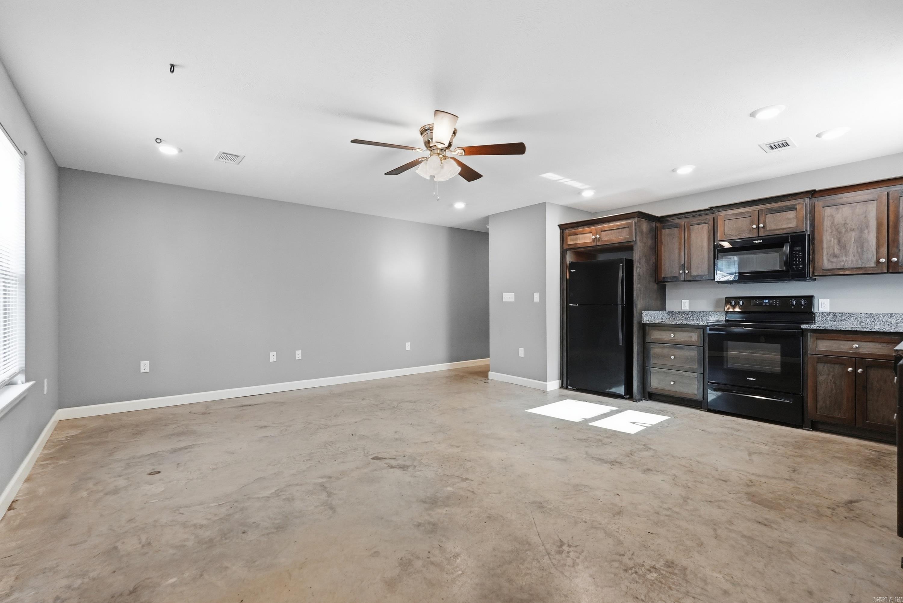 16, 18, 20 Mary Rose  Greenbrier, AR
