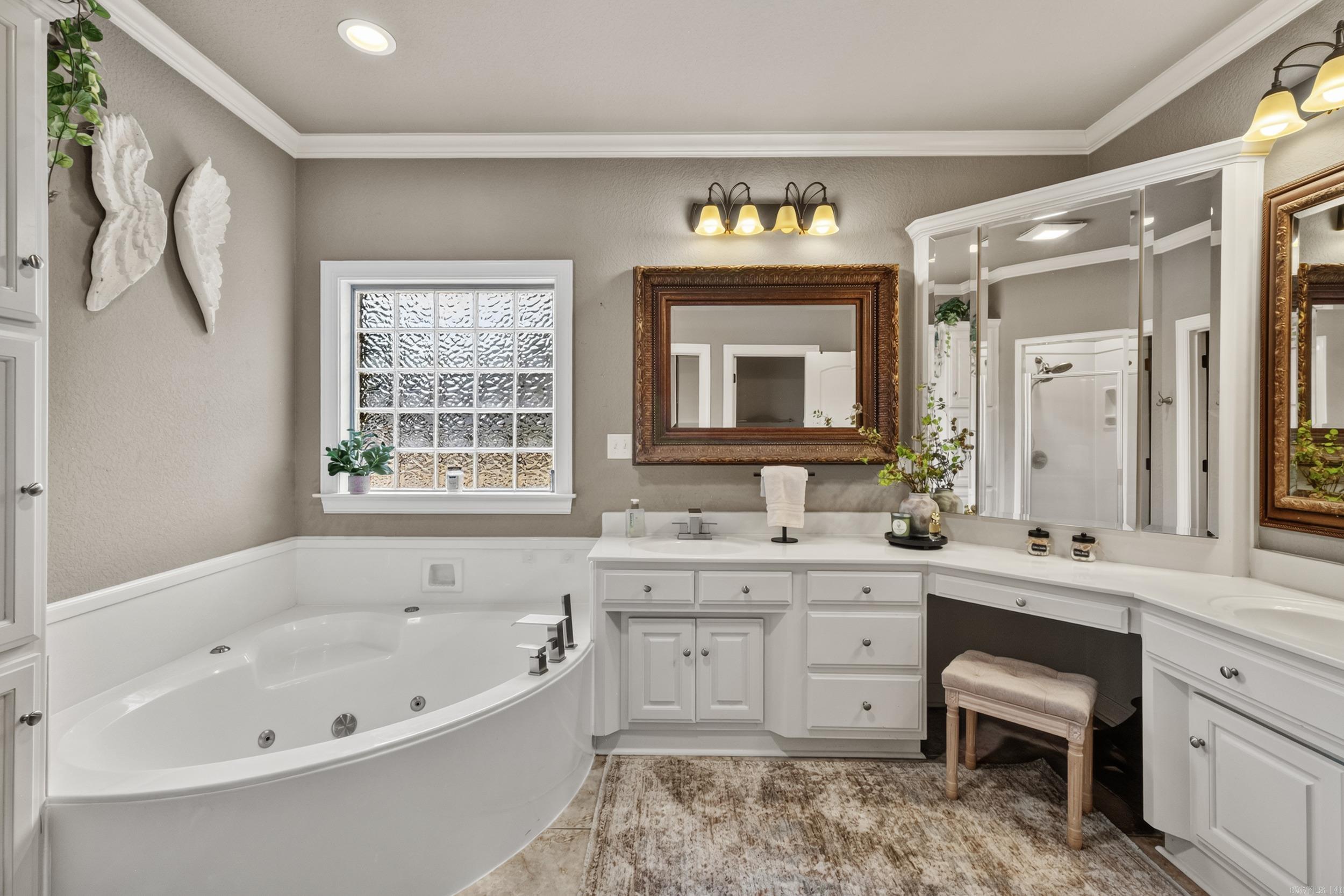19 Cumberland Dr.  Cabot, AR