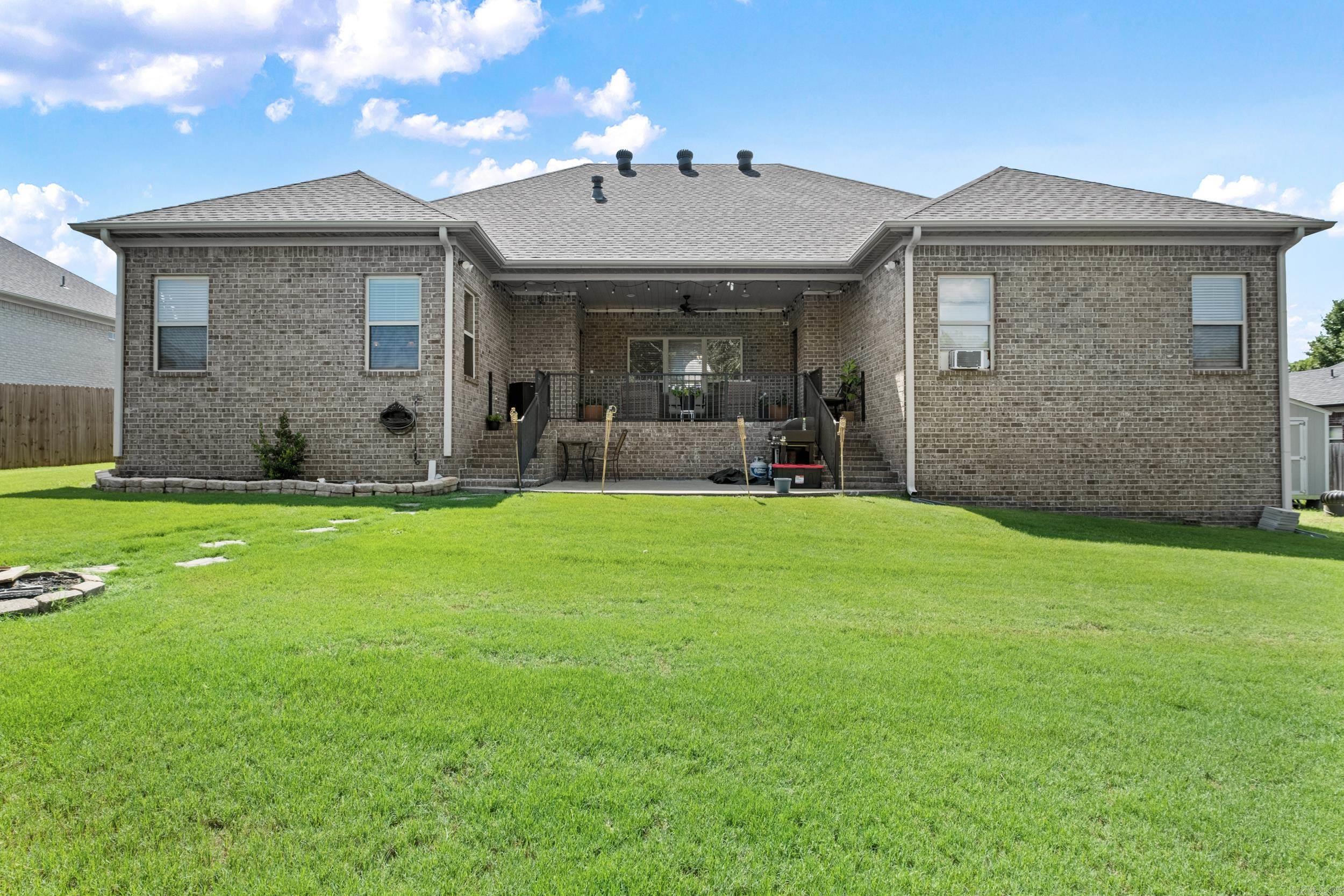 19 Cumberland Dr.  Cabot, AR