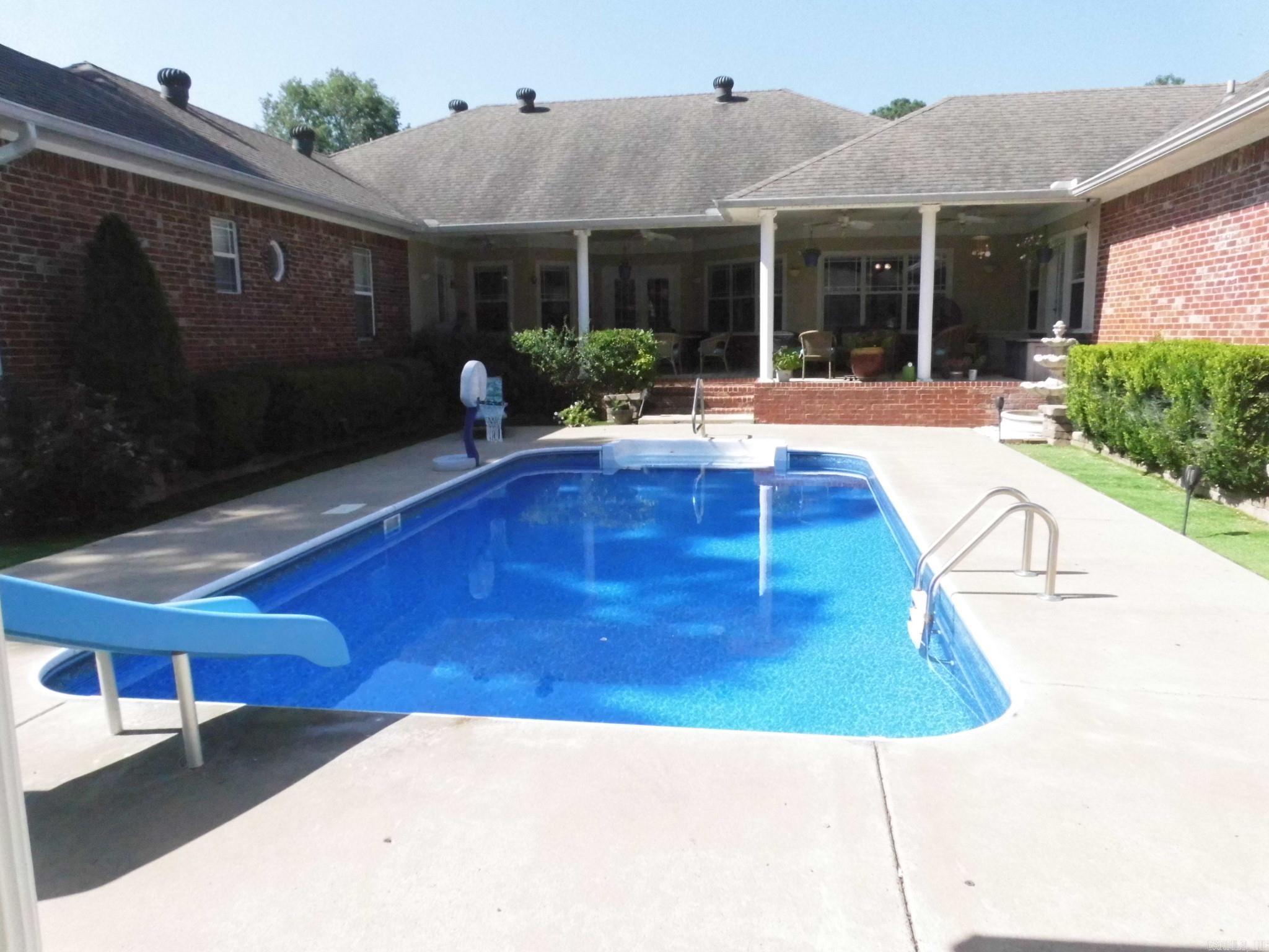 21548 Wild Cherry  Hensley, AR