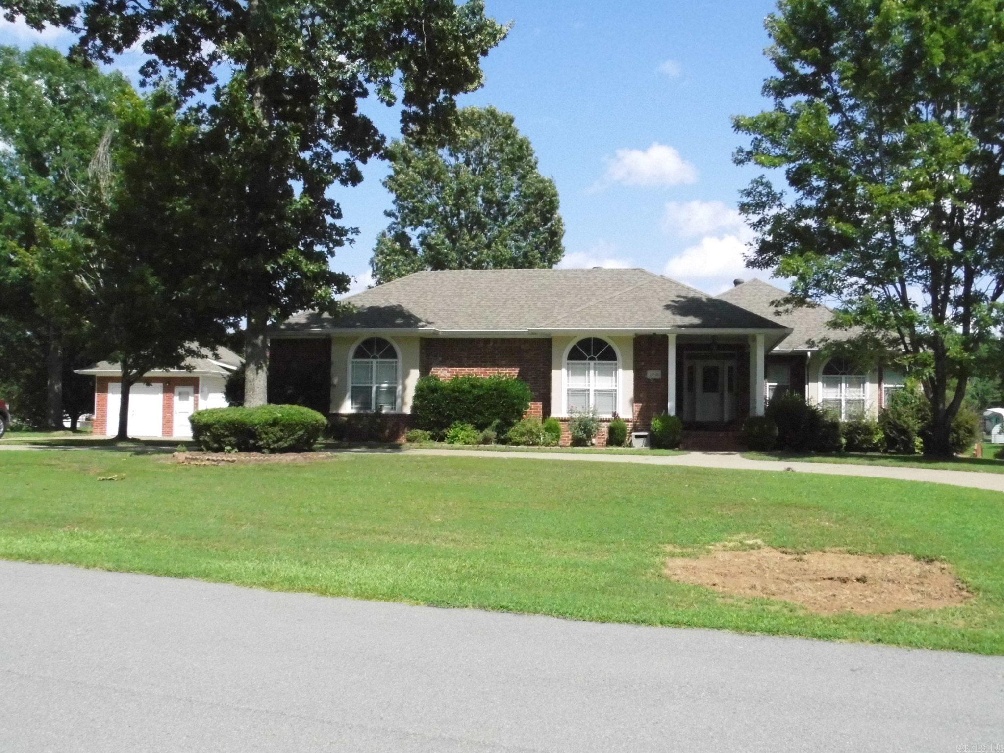21548 Wild Cherry  Hensley, AR