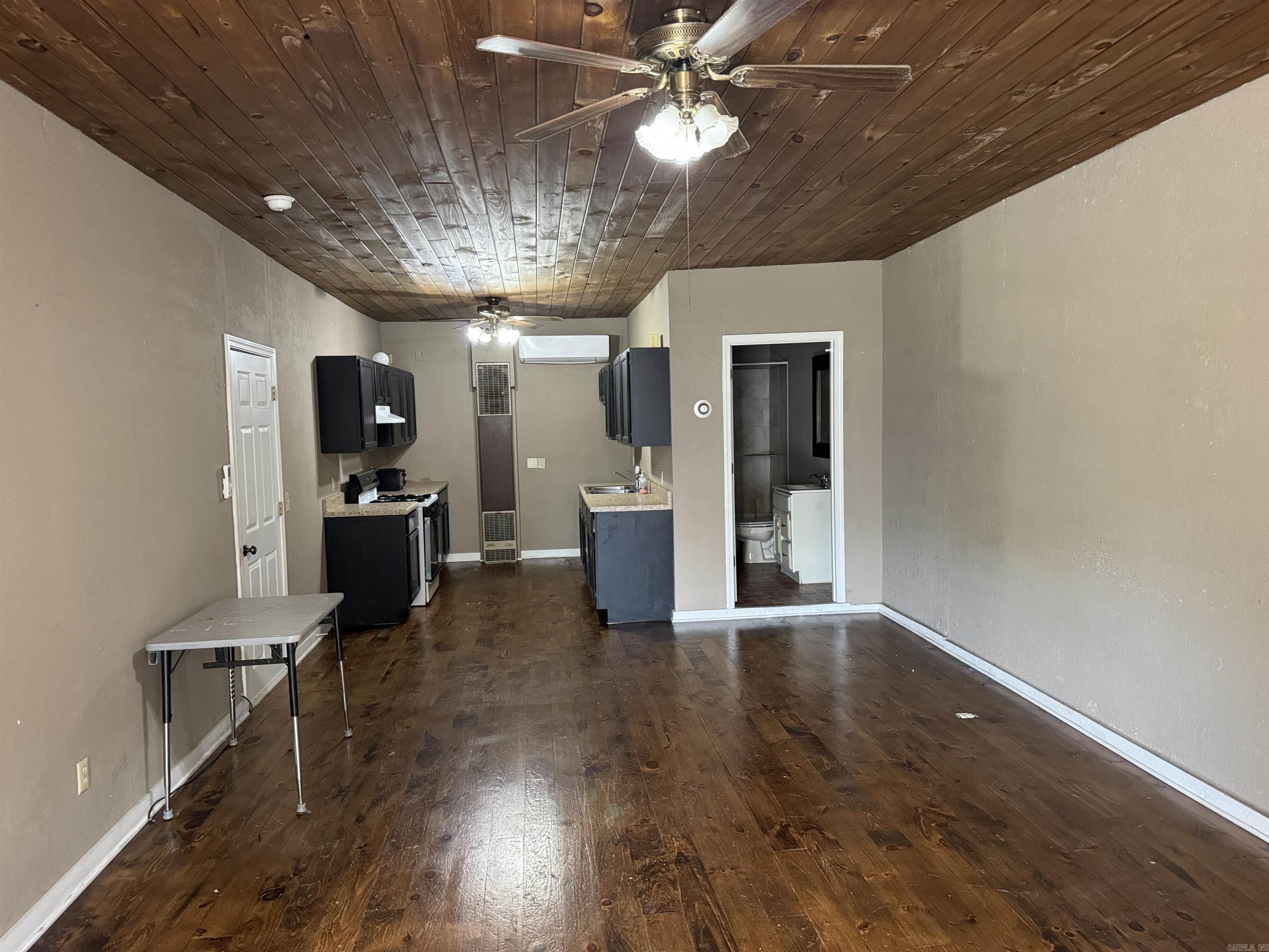 306 W Main  Heber Springs, AR