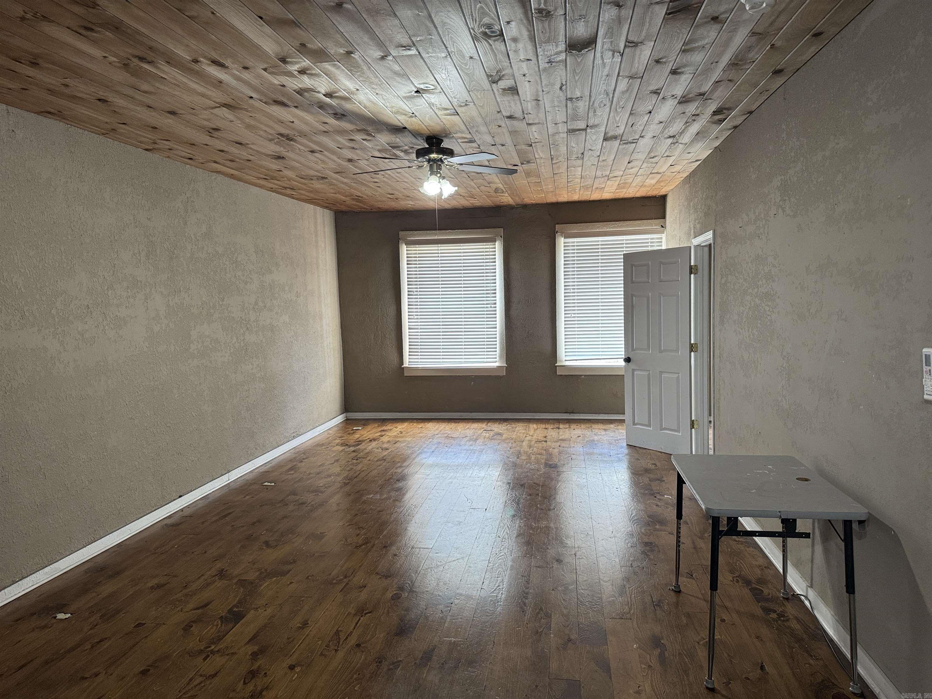 306 W Main  Heber Springs, AR