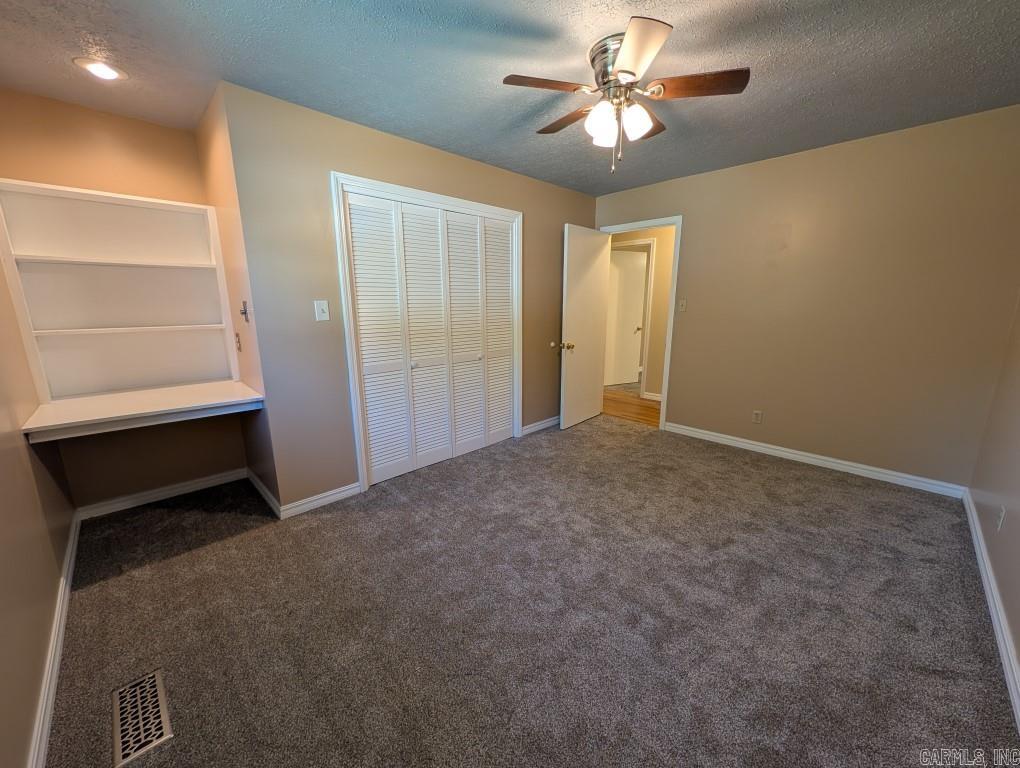208 MC 6087  Yellville, AR