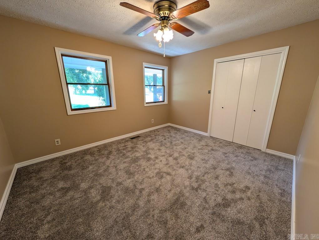 208 MC 6087  Yellville, AR