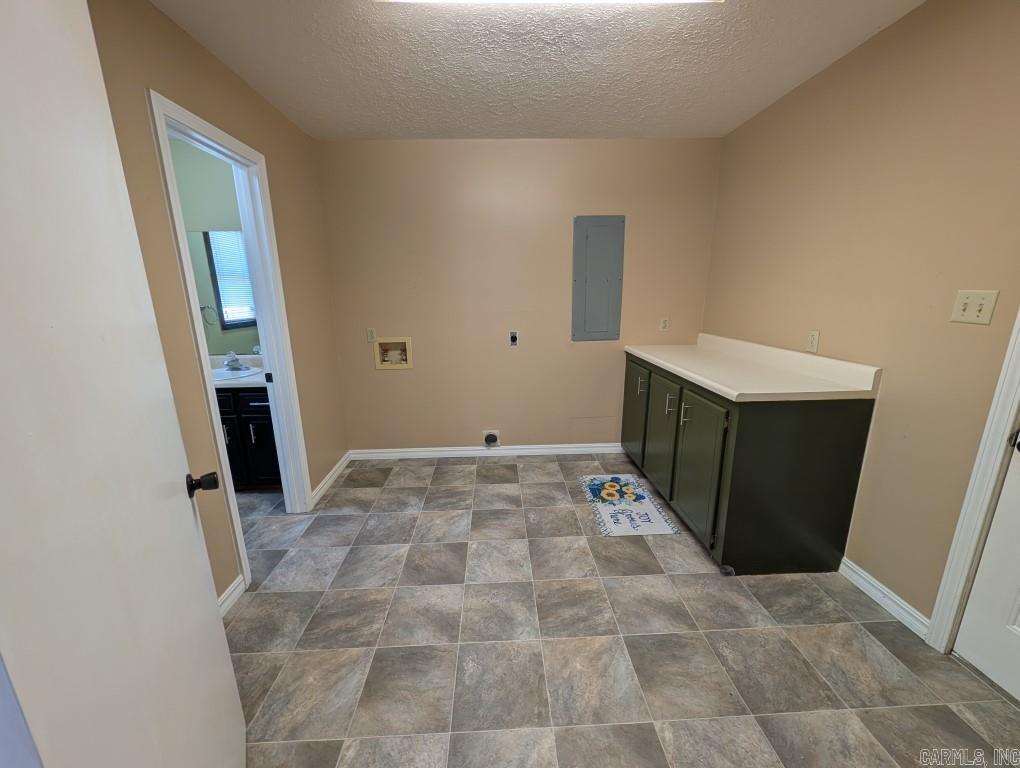208 MC 6087  Yellville, AR