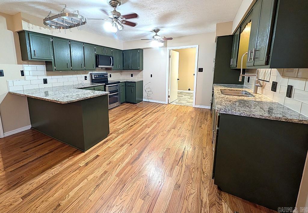 208 MC 6087  Yellville, AR
