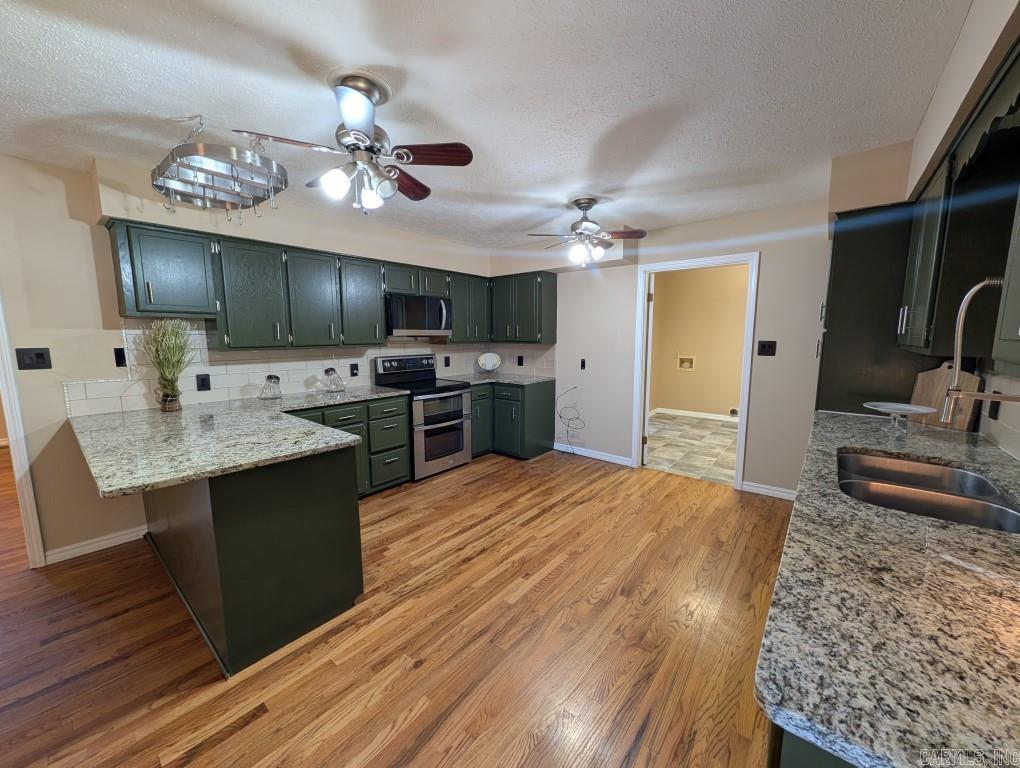 208 MC 6087  Yellville, AR