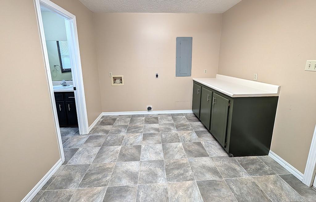 208 MC 6087  Yellville, AR