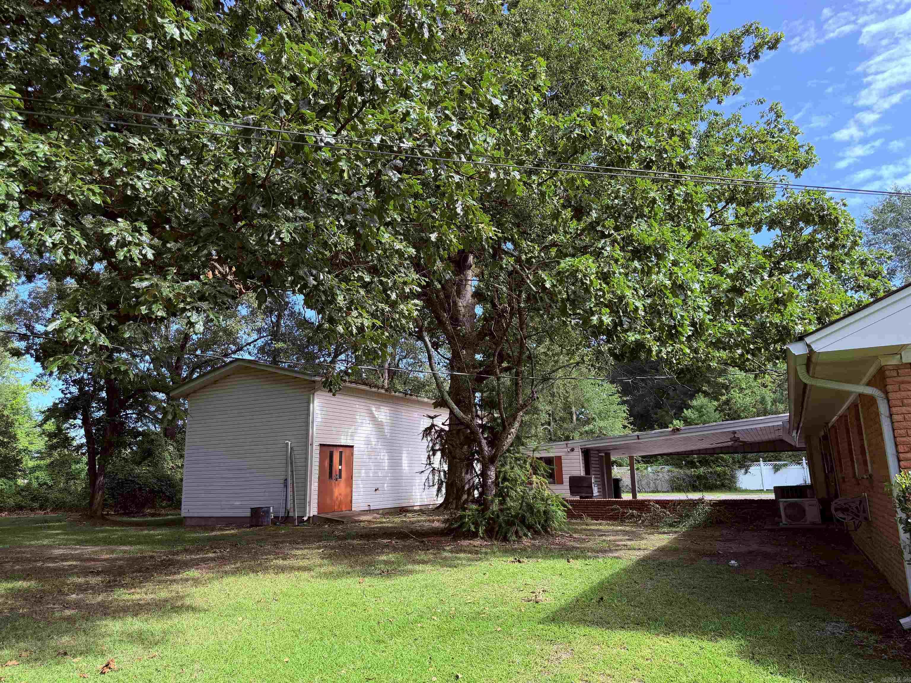 5500 Lakeshore  Pine Bluff, AR