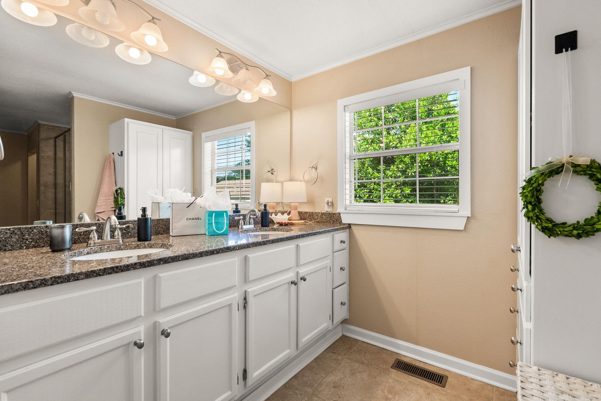 6619 Greenwood  Little Rock, AR