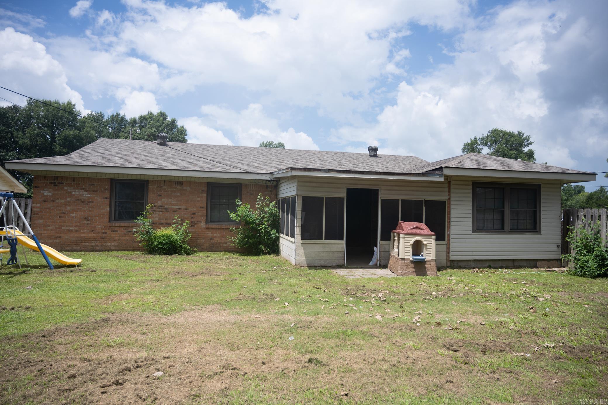 711 SE 7th  Walnut Ridge, AR