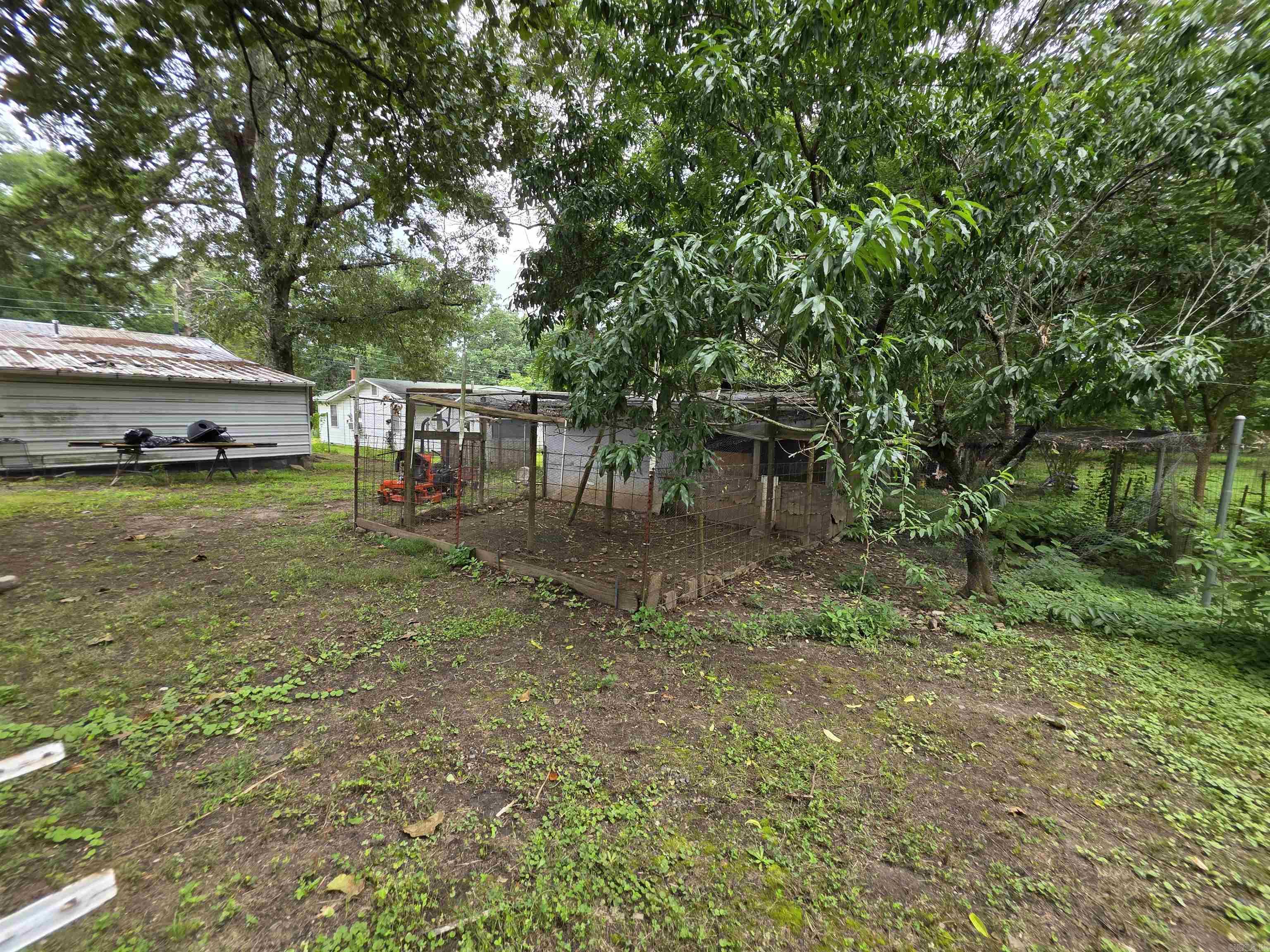 2005 Andrys Ave  Mena, AR