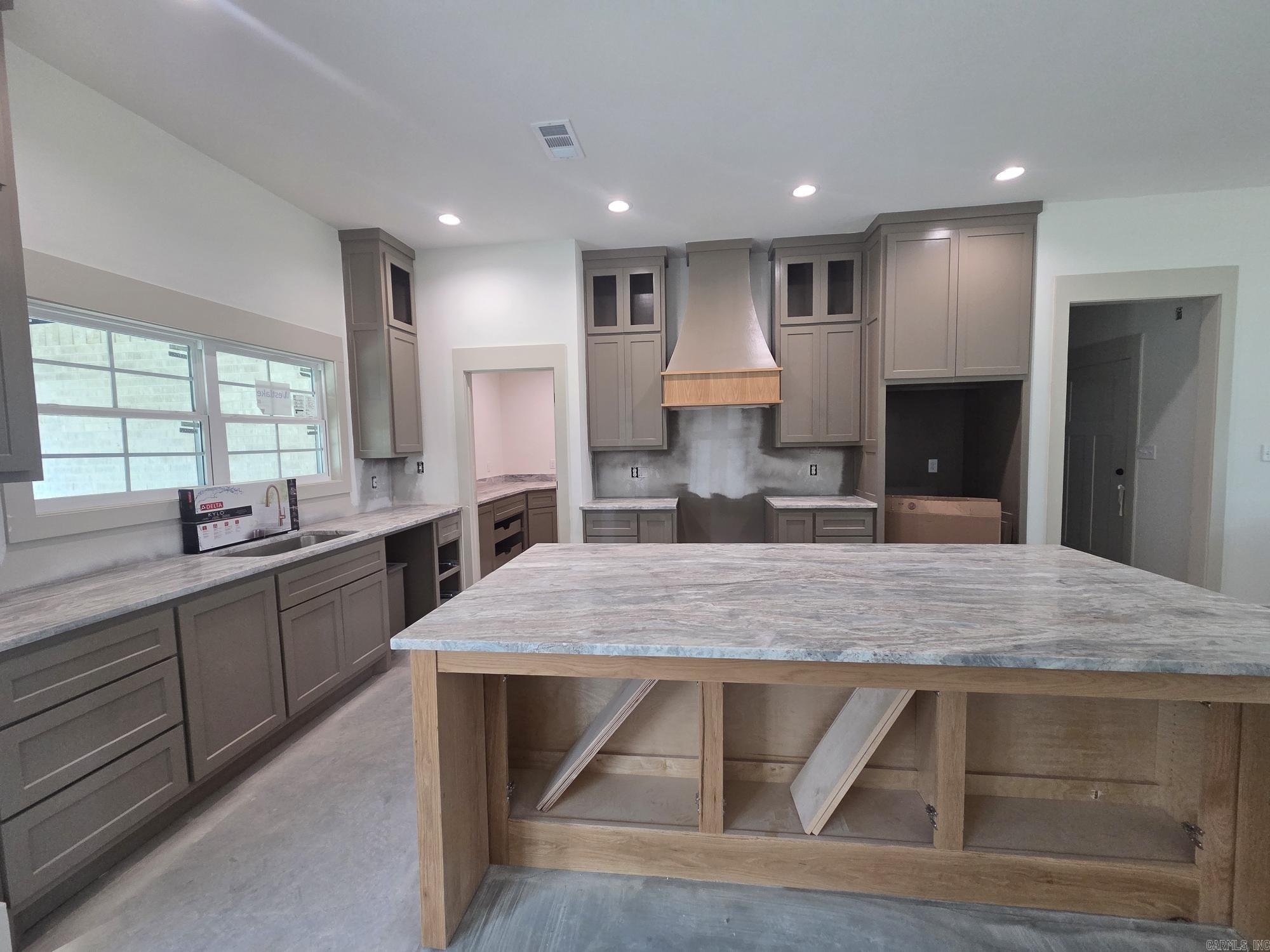 1800 Seattle Slew  Searcy, AR
