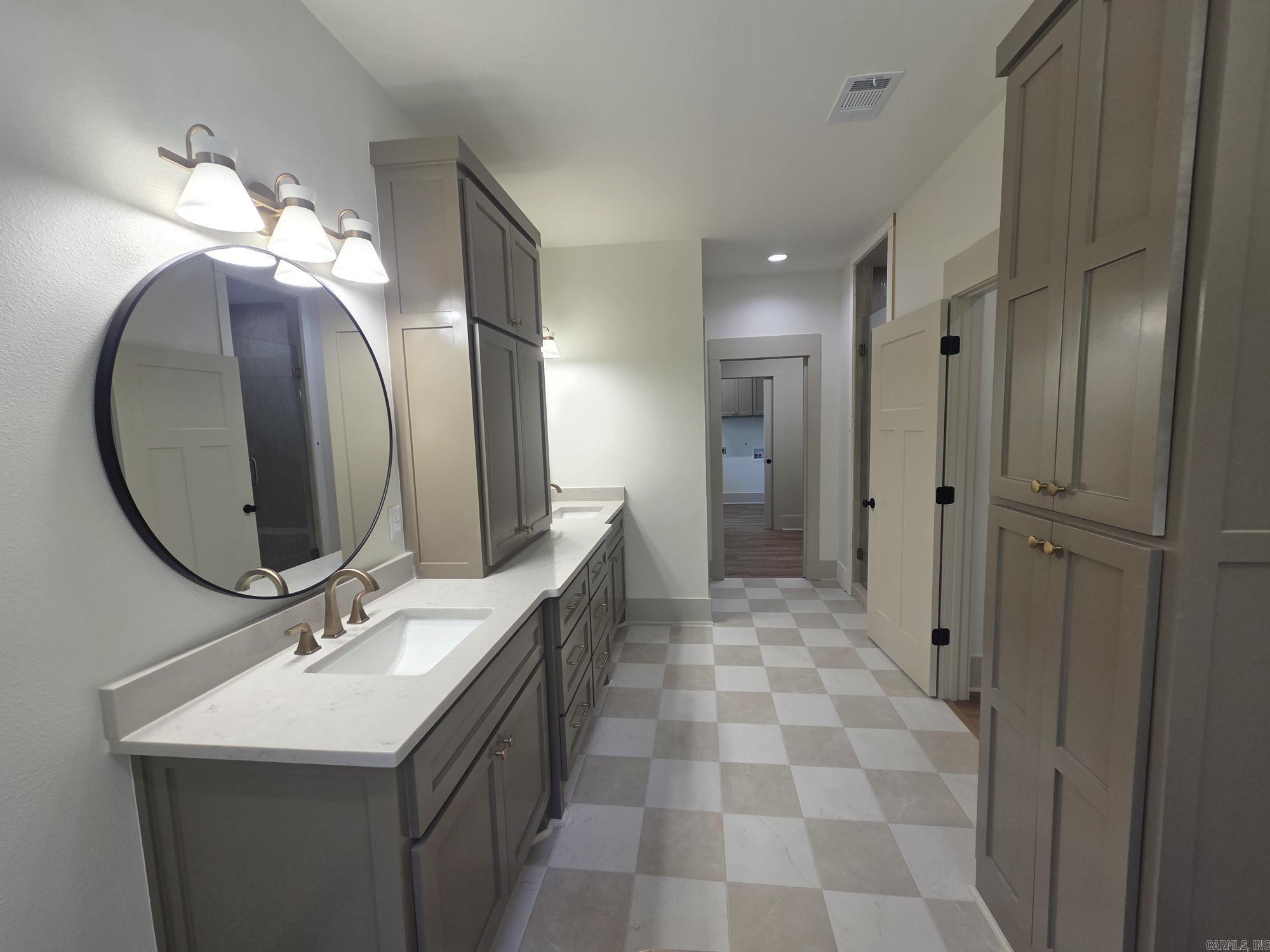 1800 Seattle Slew  Searcy, AR