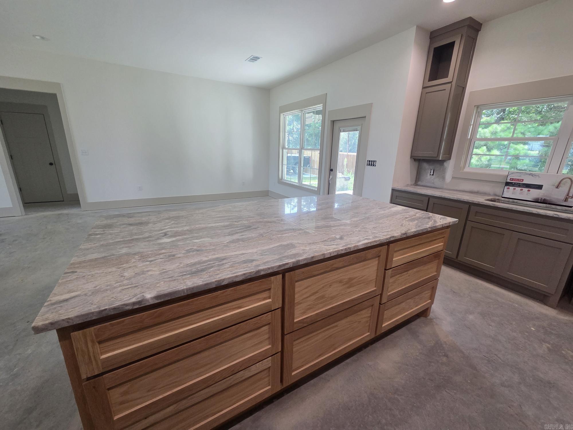 1800 Seattle Slew  Searcy, AR