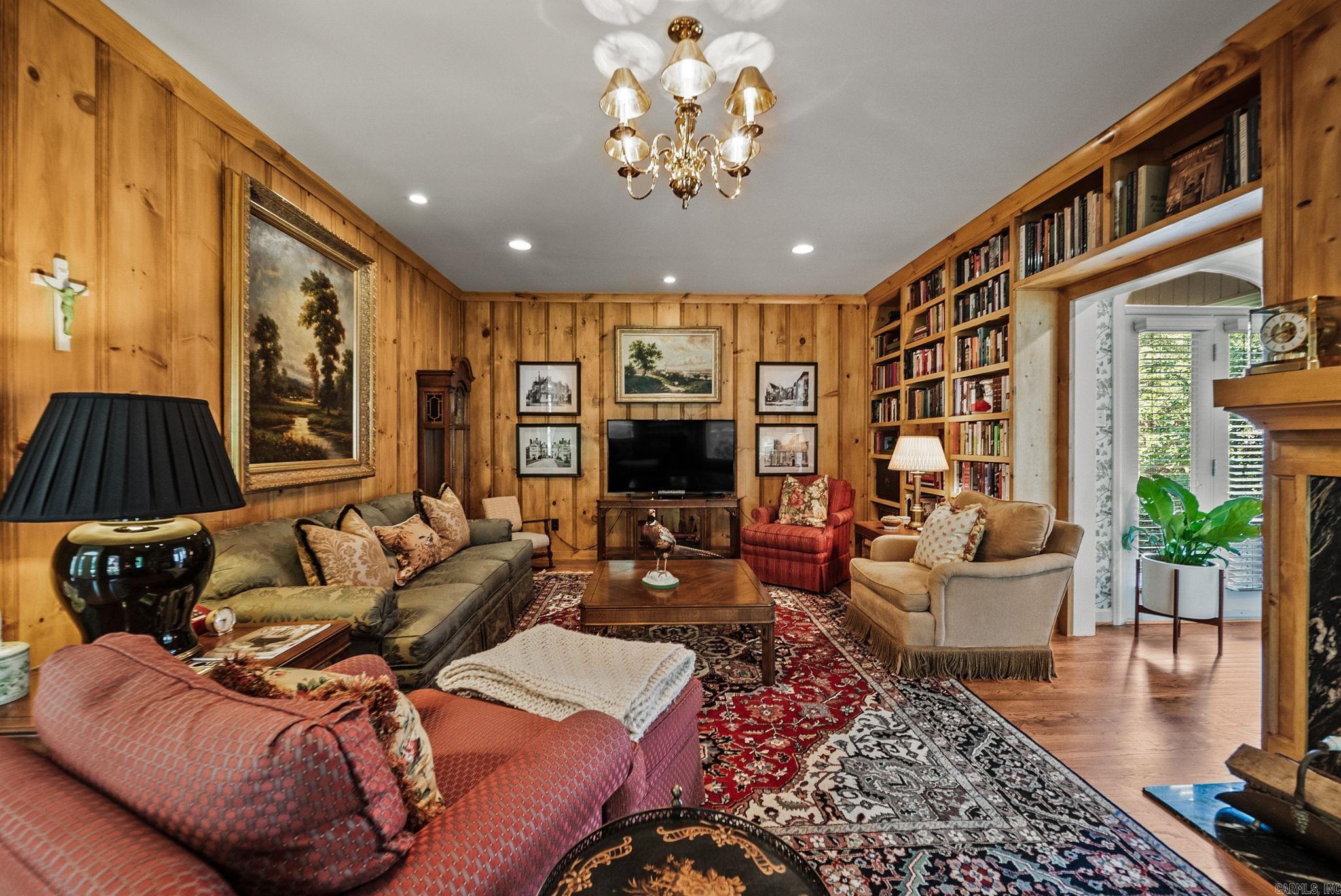 25 Avignon  Little Rock, AR