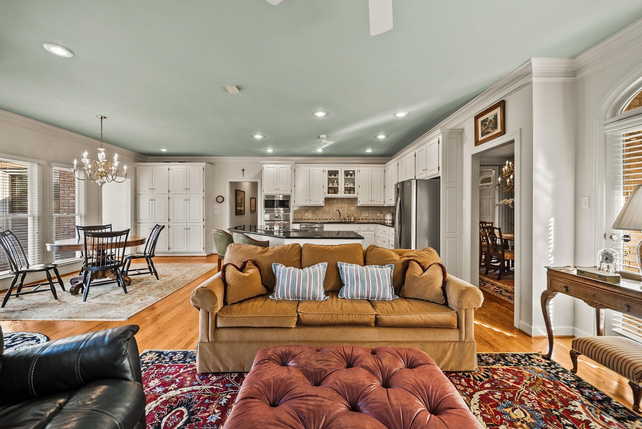 25 Avignon  Little Rock, AR