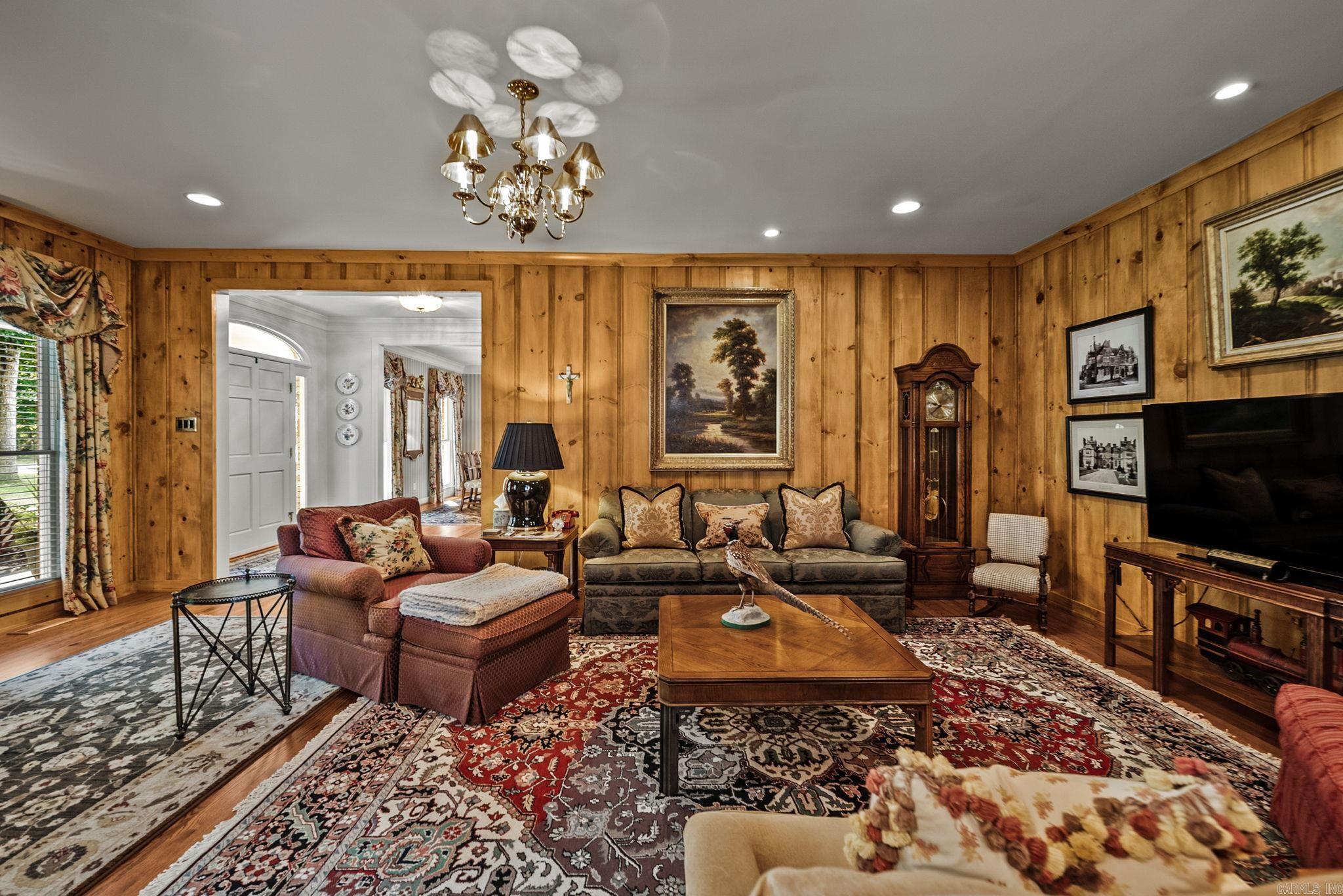 25 Avignon  Little Rock, AR