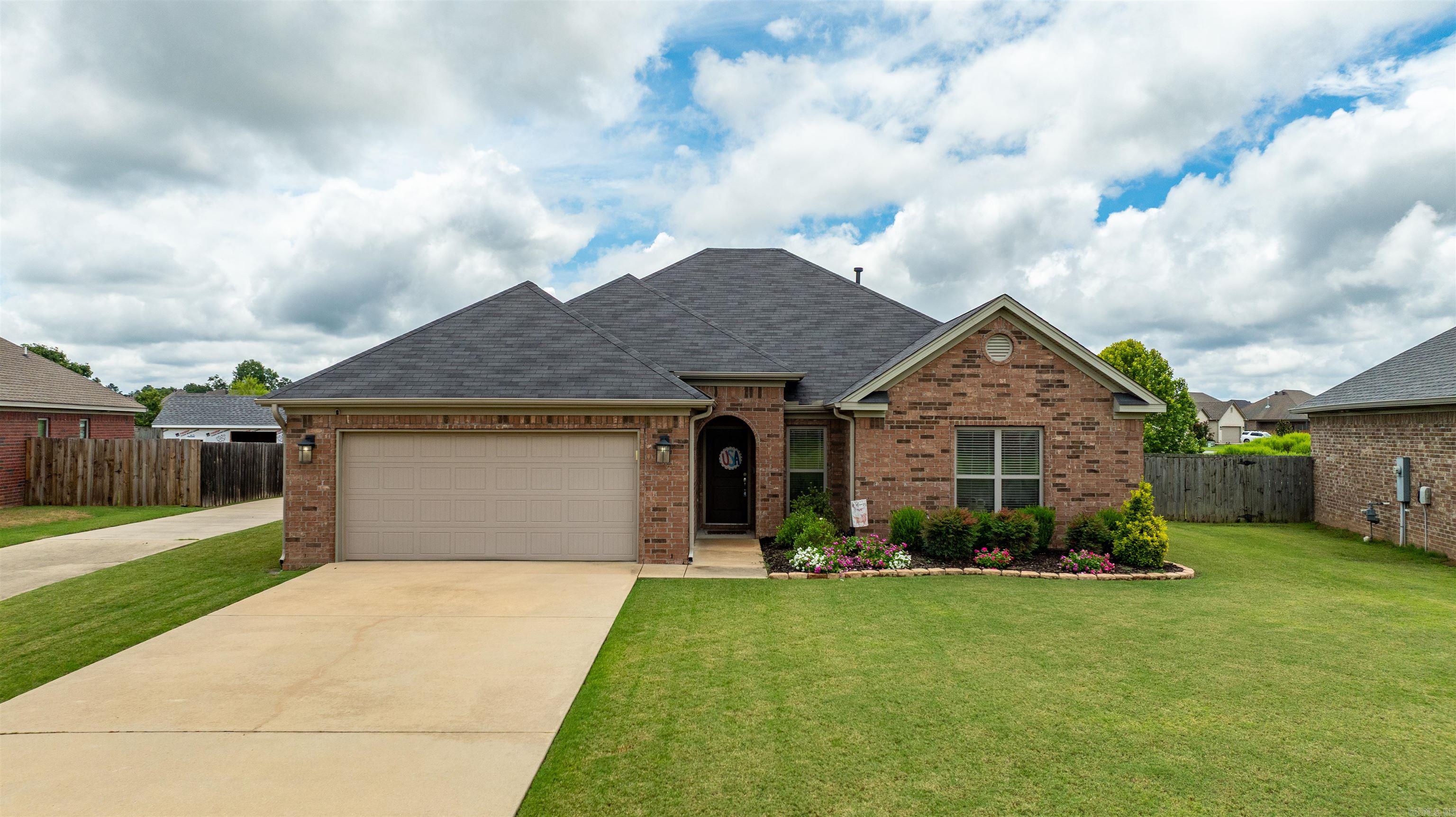 105 Chambery  Maumelle, AR