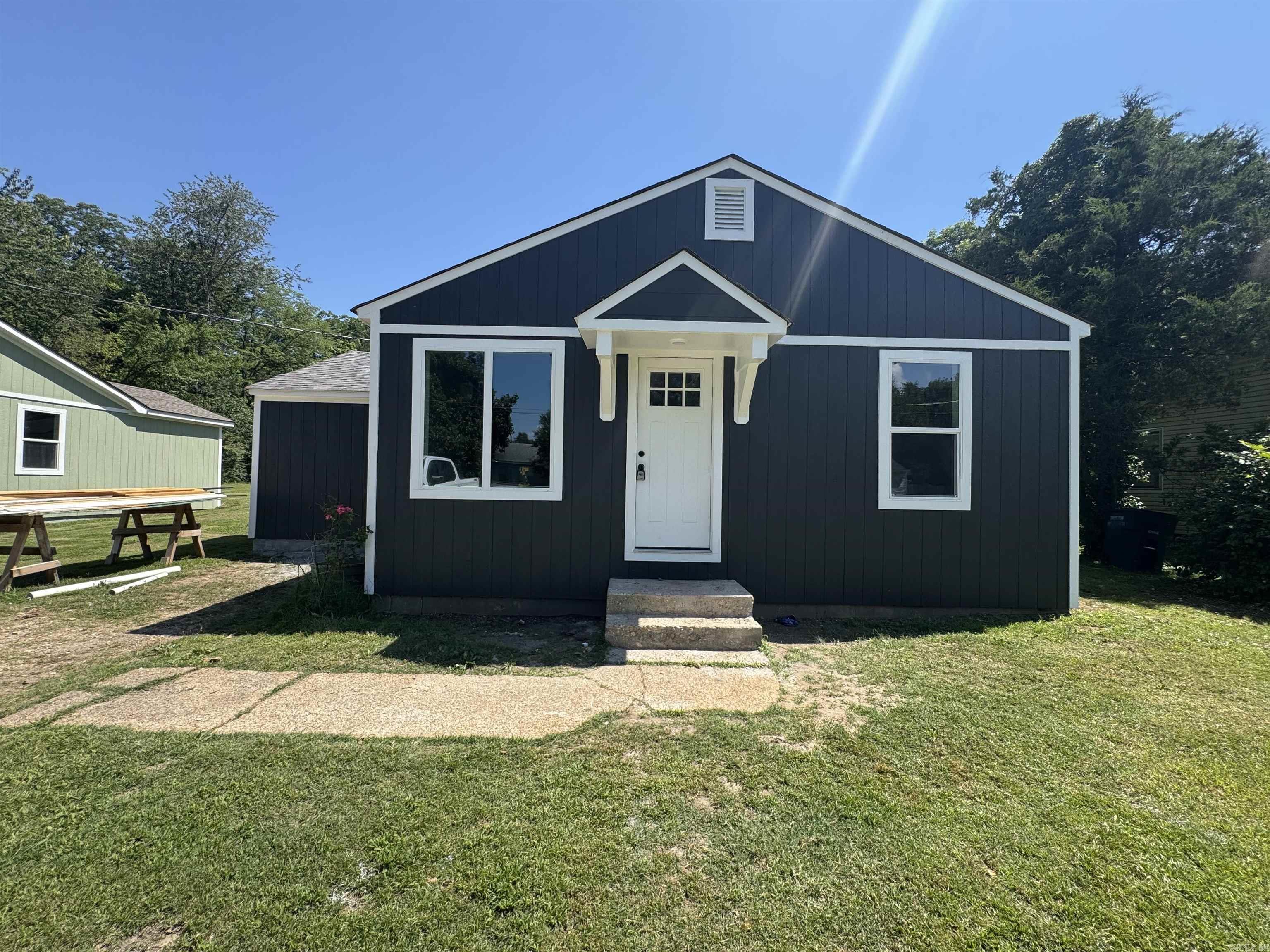 726 W Davis  Piggott, AR