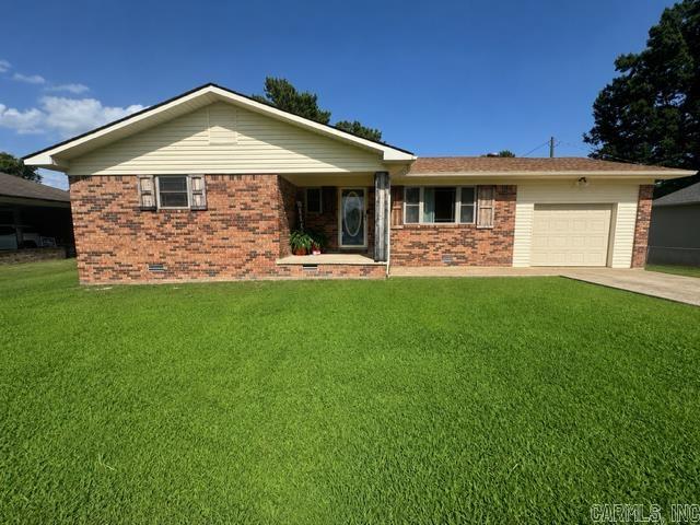 712 11th  Corning, AR