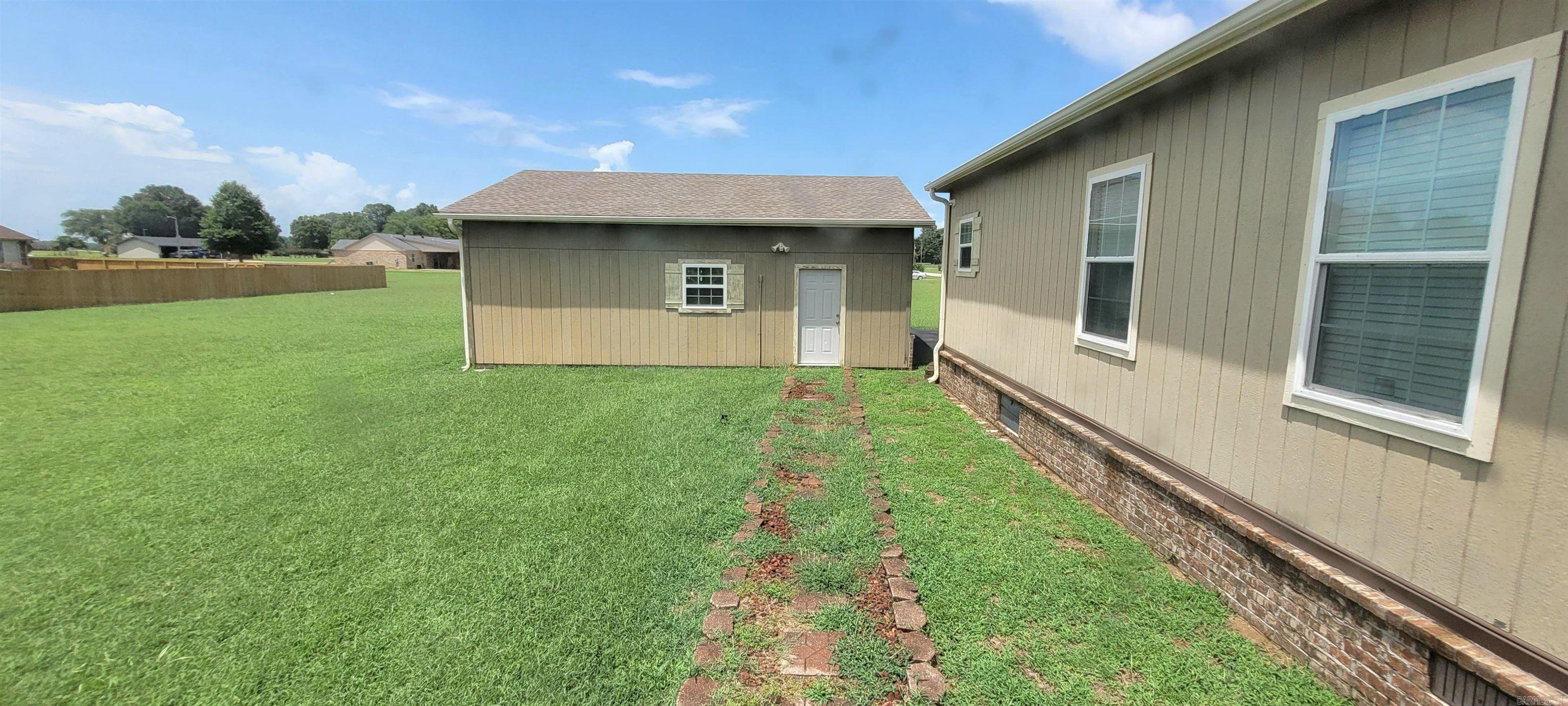 1927 N Twelfth  Augusta, AR
