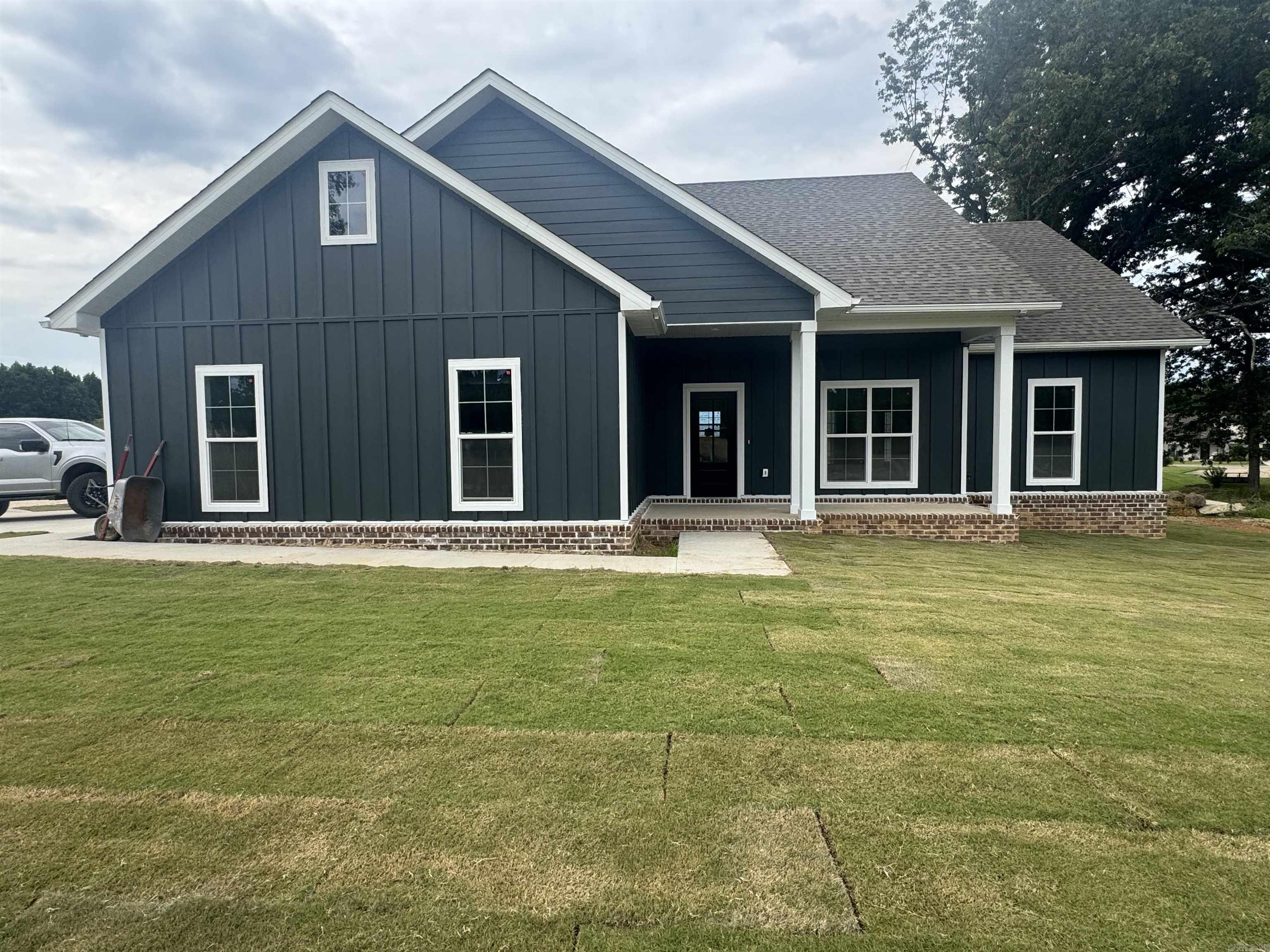 3007 Lynn Dr  Paragould, AR