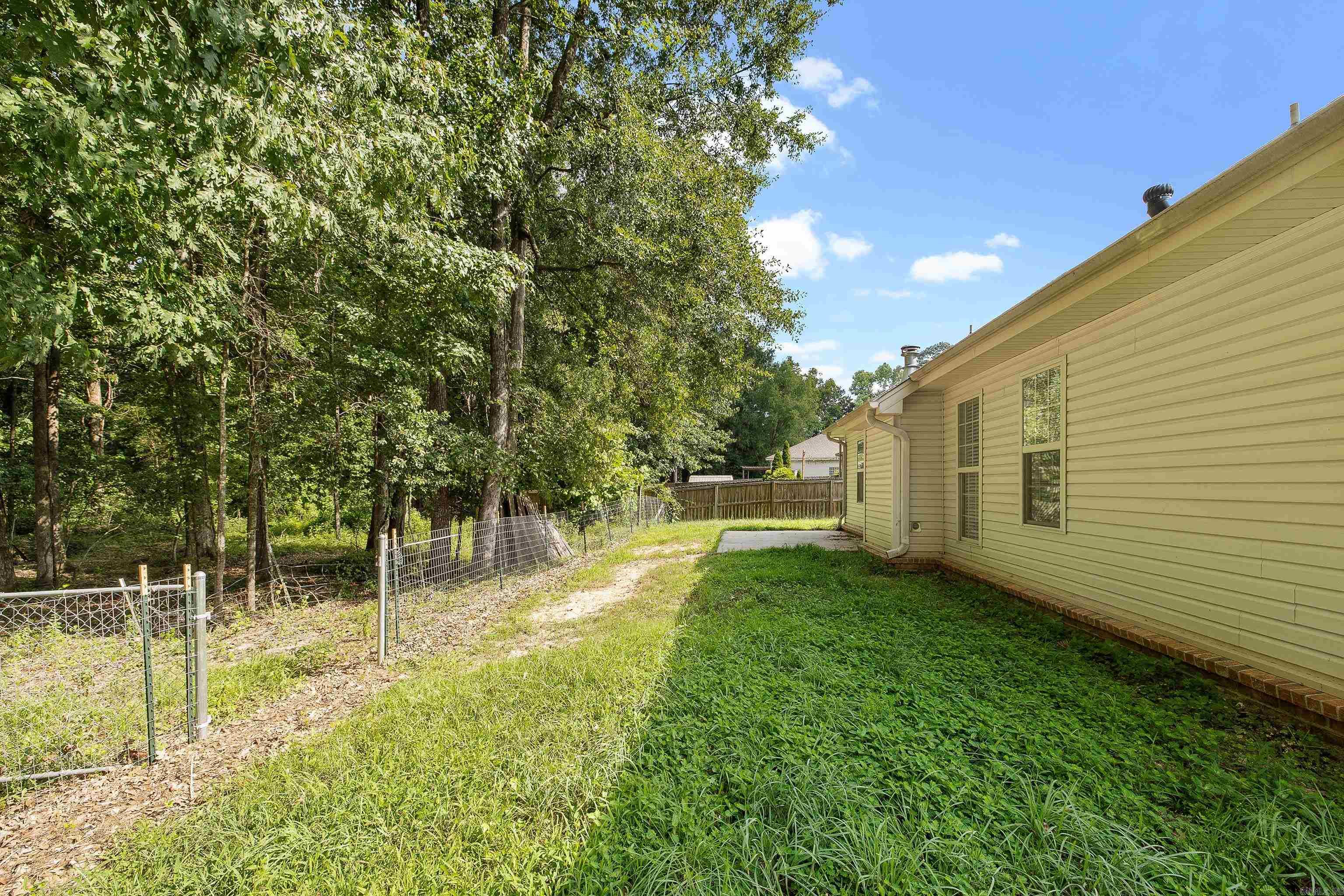 325 Madison Place  Benton, AR