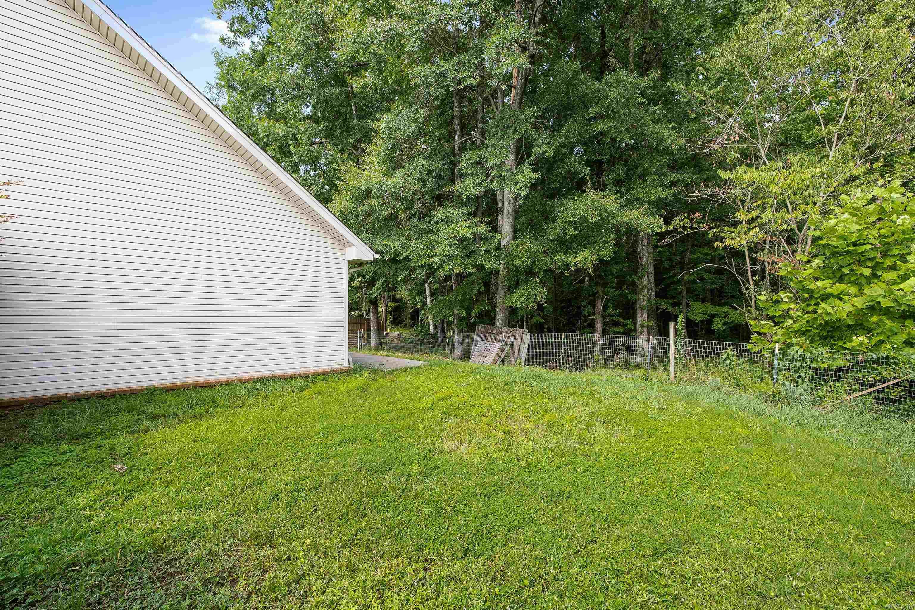 325 Madison Place  Benton, AR