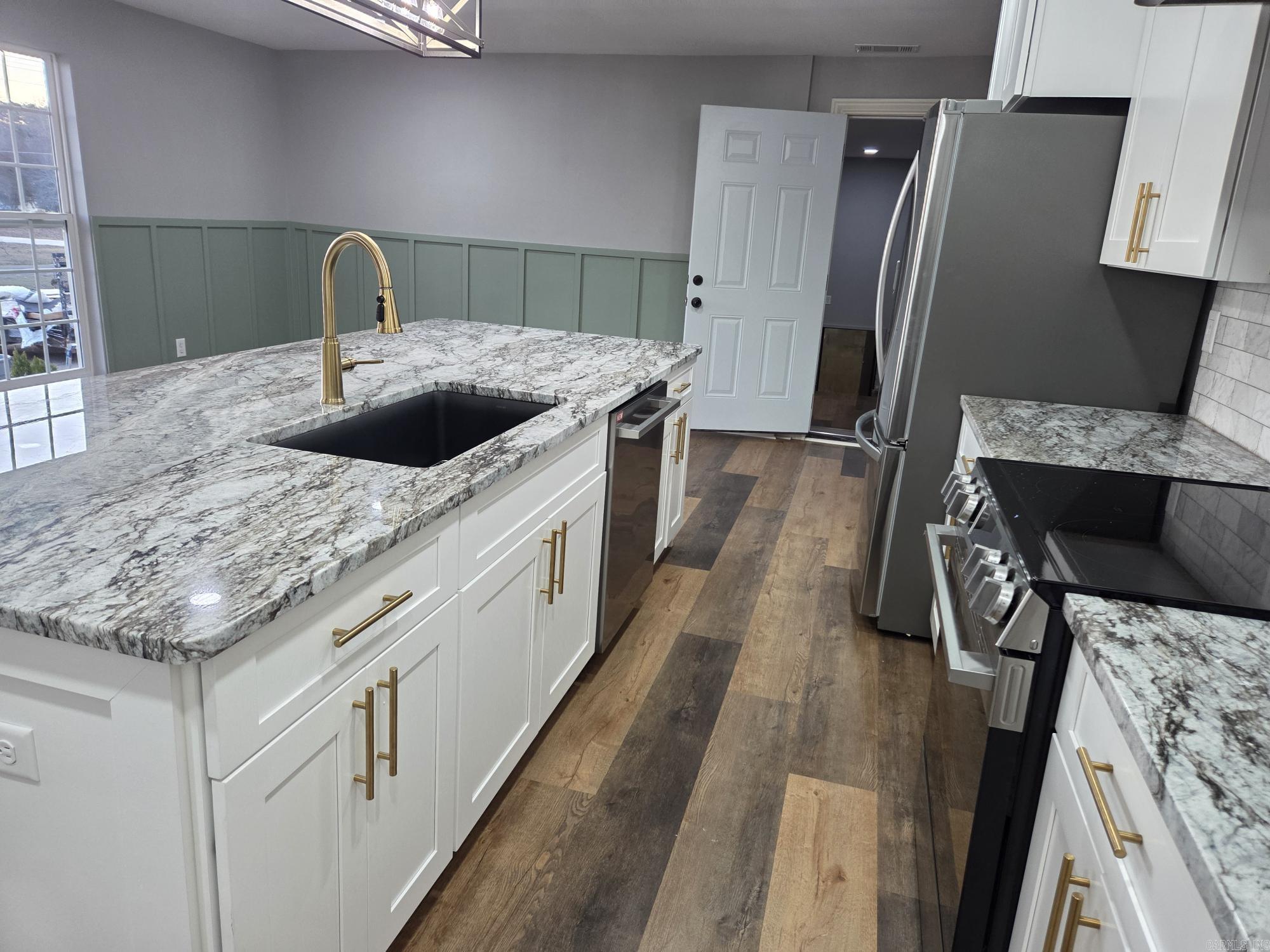 149 Meadowbrook  Searcy, AR