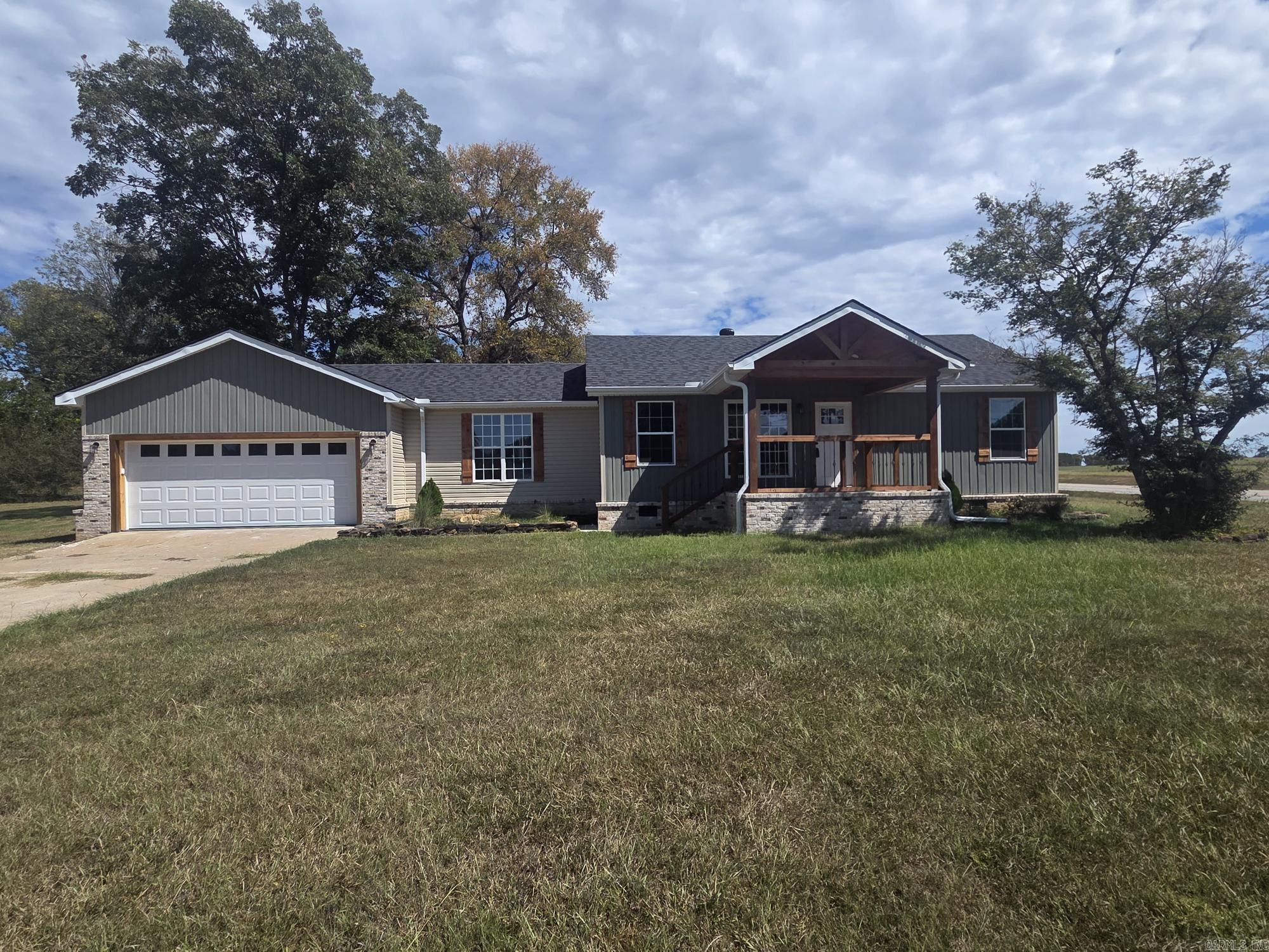 149 Meadowbrook Searcy, AR 72143