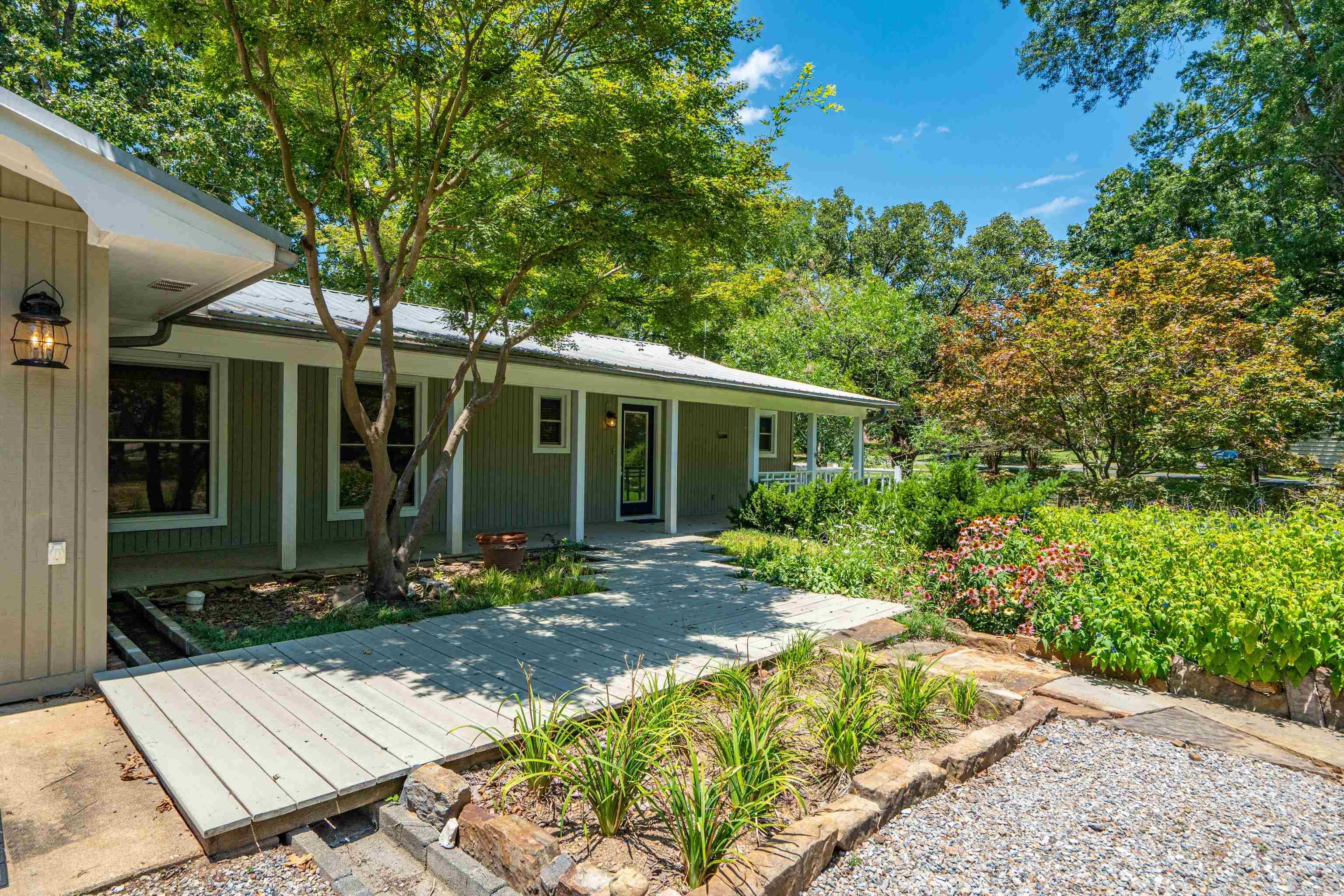 512 Beachview  Hot Springs, AR
