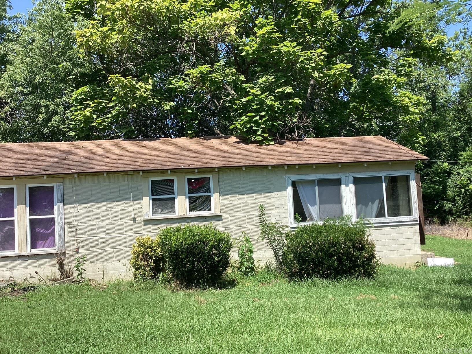1021 Hwy 24  Prescott, AR