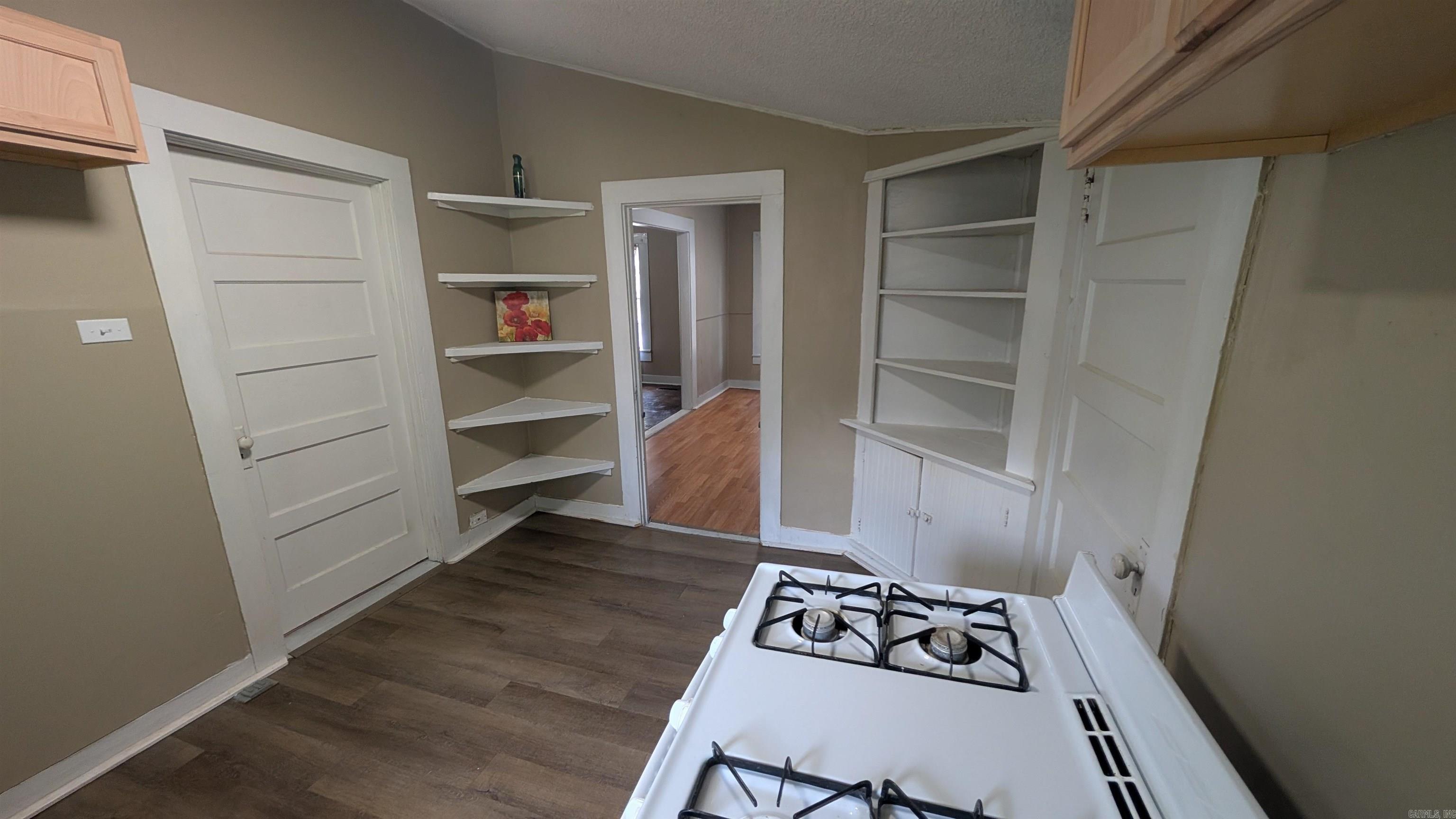 2115 Wright  Benton, AR