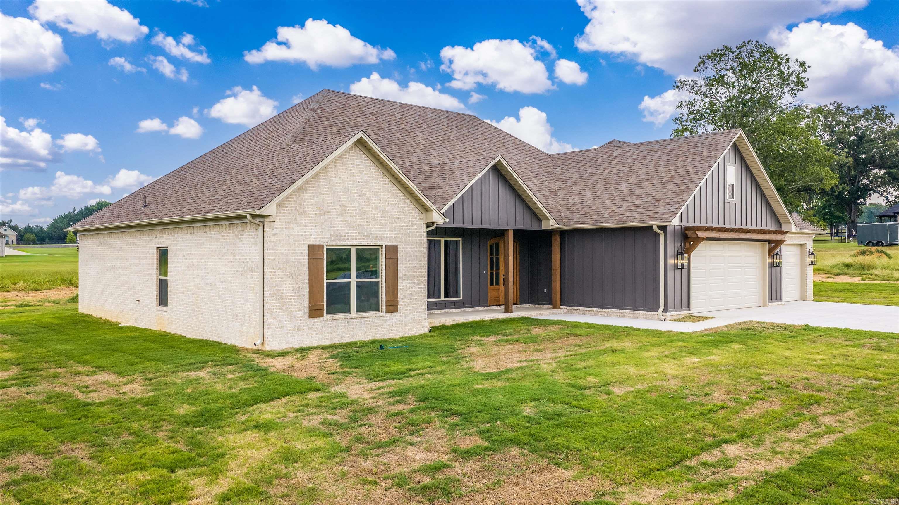 134 Republican Loop  Greenbrier, AR