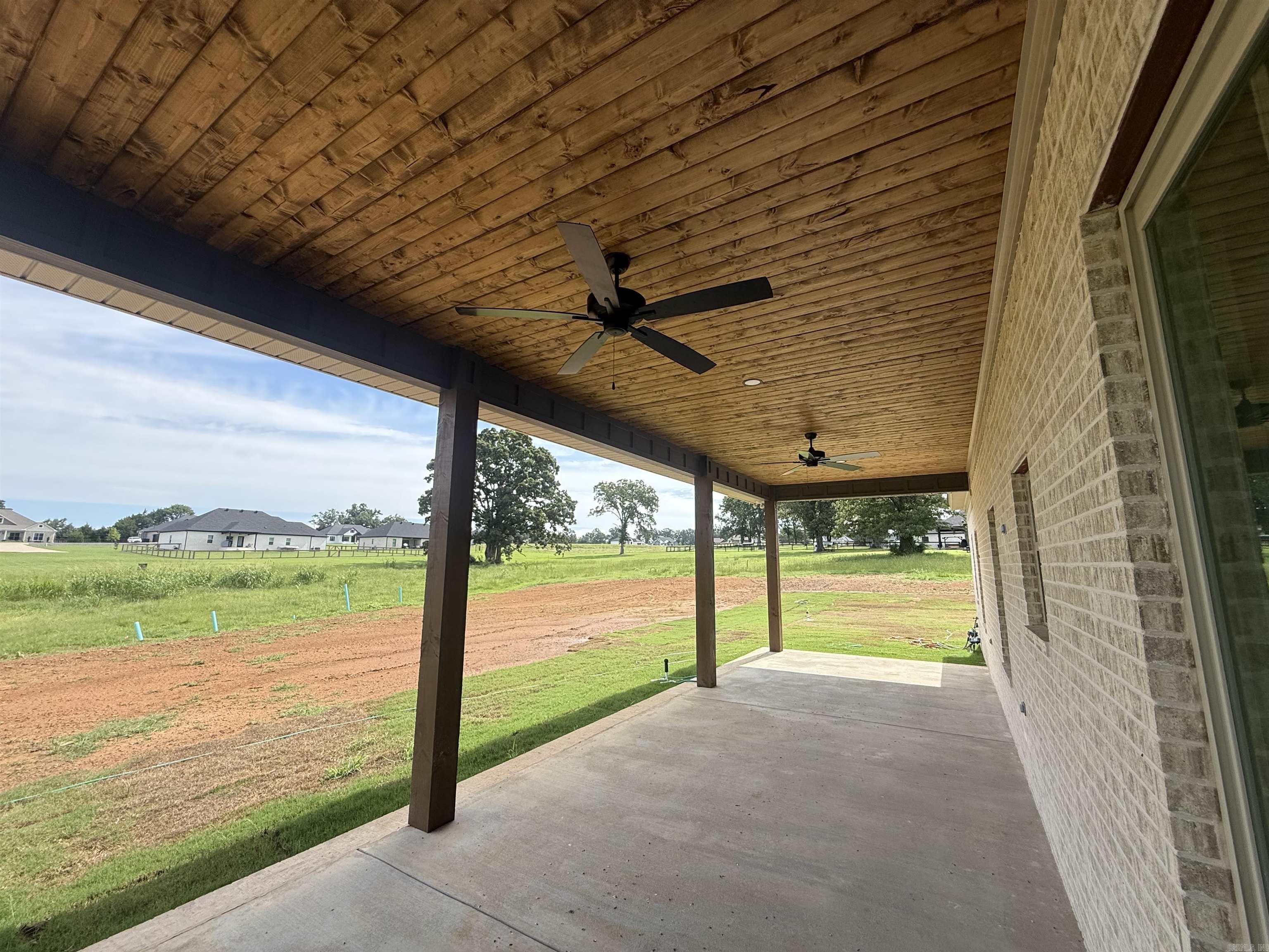 134 Republican Loop  Greenbrier, AR